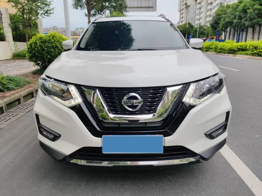 2020 NISSAN X-TRAIL thumbnail 2