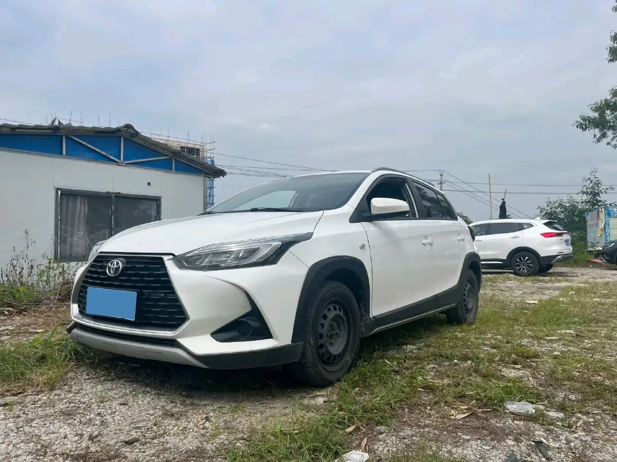 2022 Toyota Yaris L 1.5L 112HP L4 CVT