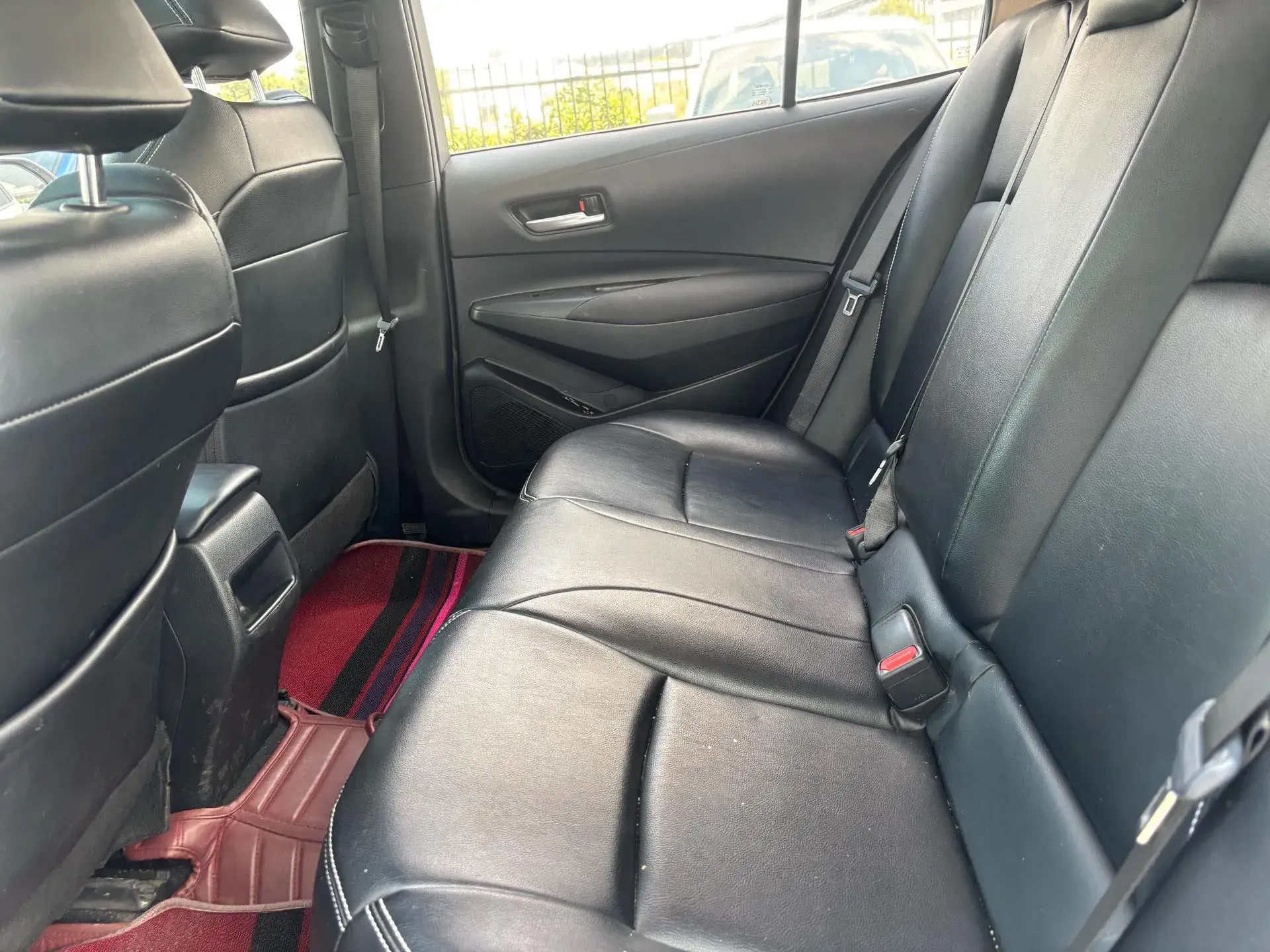 2021 TOYOTA COROLLA thumbnail 4