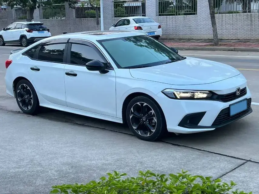 2023 HONDA CIVIC thumbnail 3