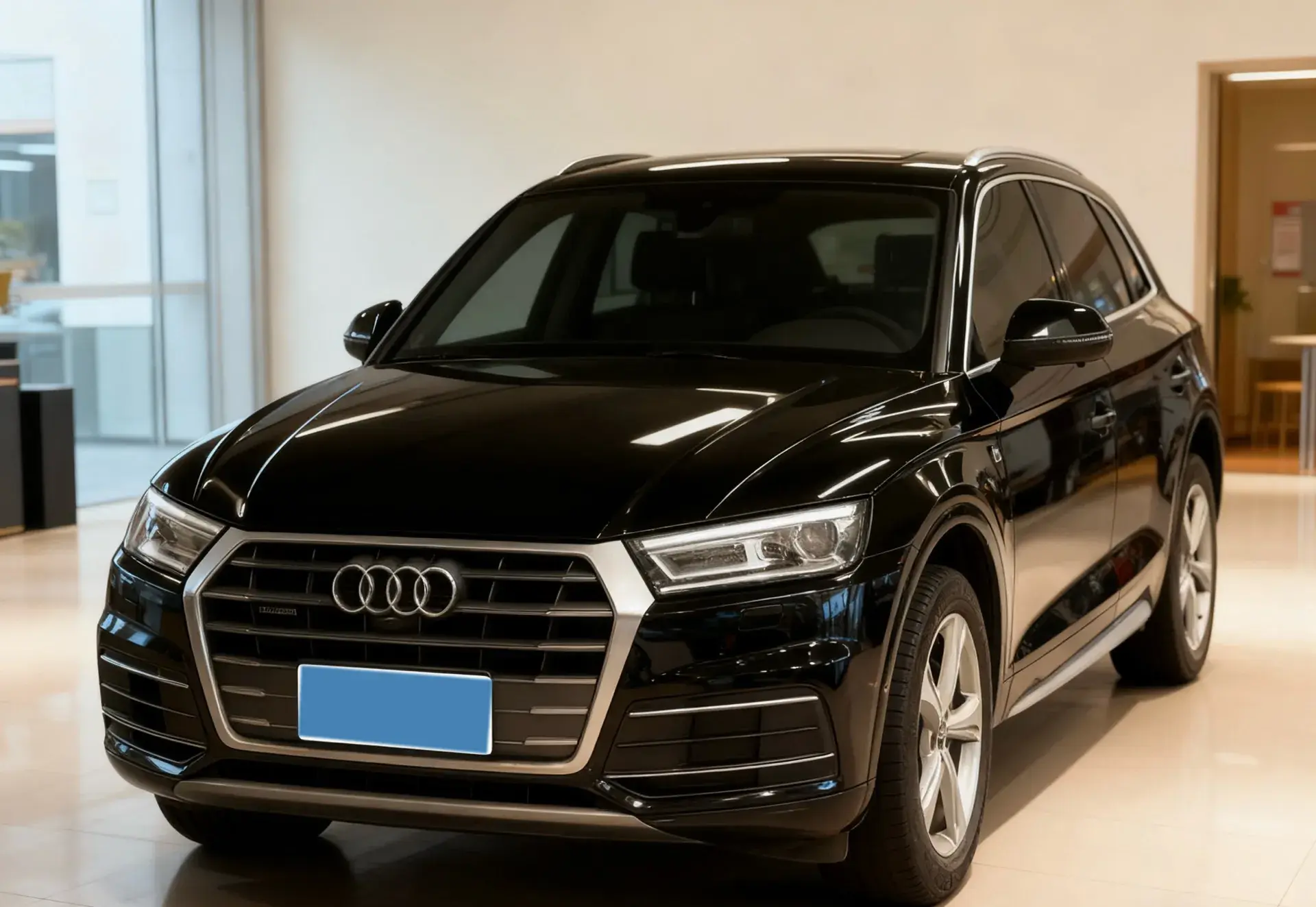 2020 AUDI Q5L view 1