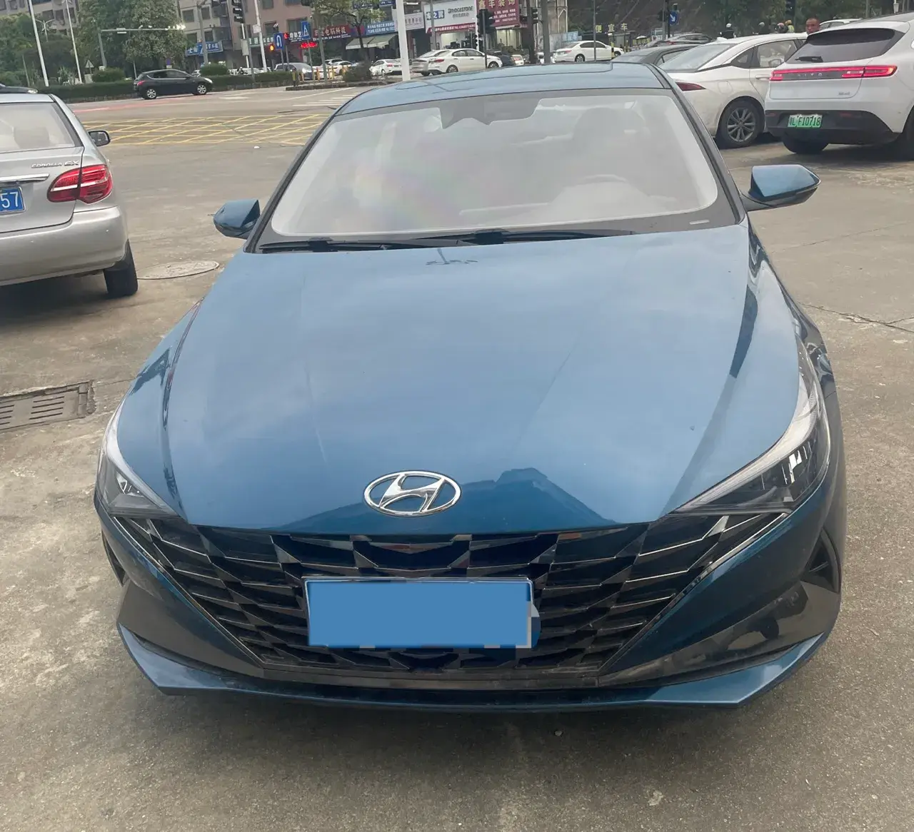 2022 HYUNDAI ELANTRA thumbnail 2