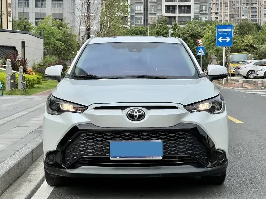 2022 TOYOTA FRONTLANDER thumbnail 2