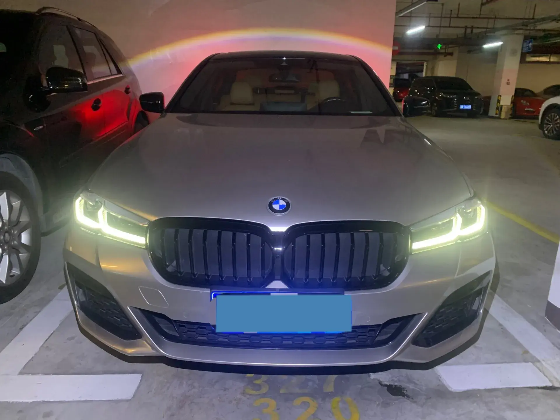 2021 BMW 5 thumbnail 2