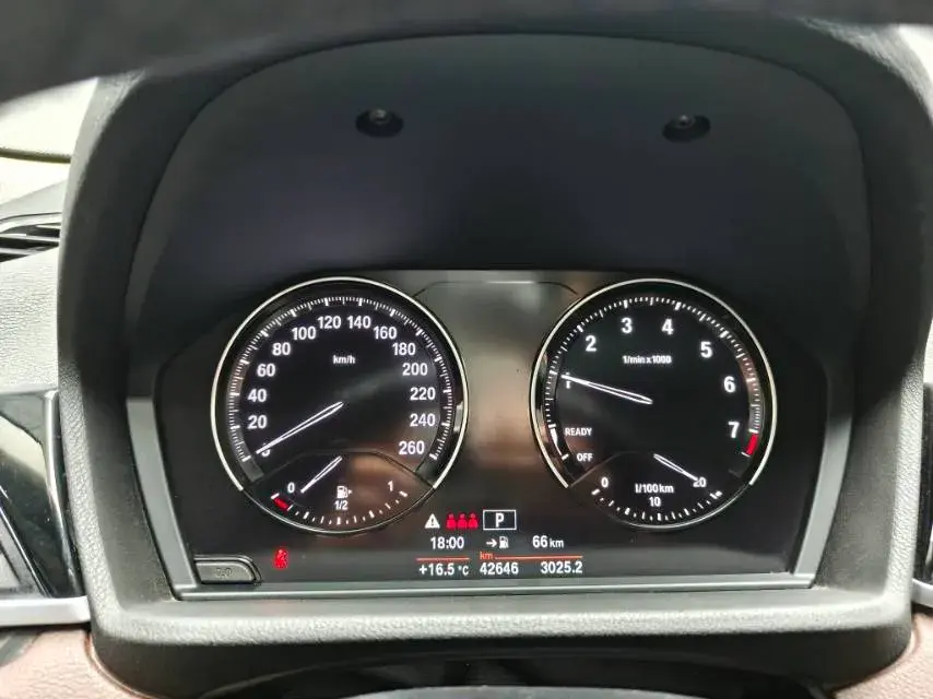 2020 BMW X2 thumbnail 3