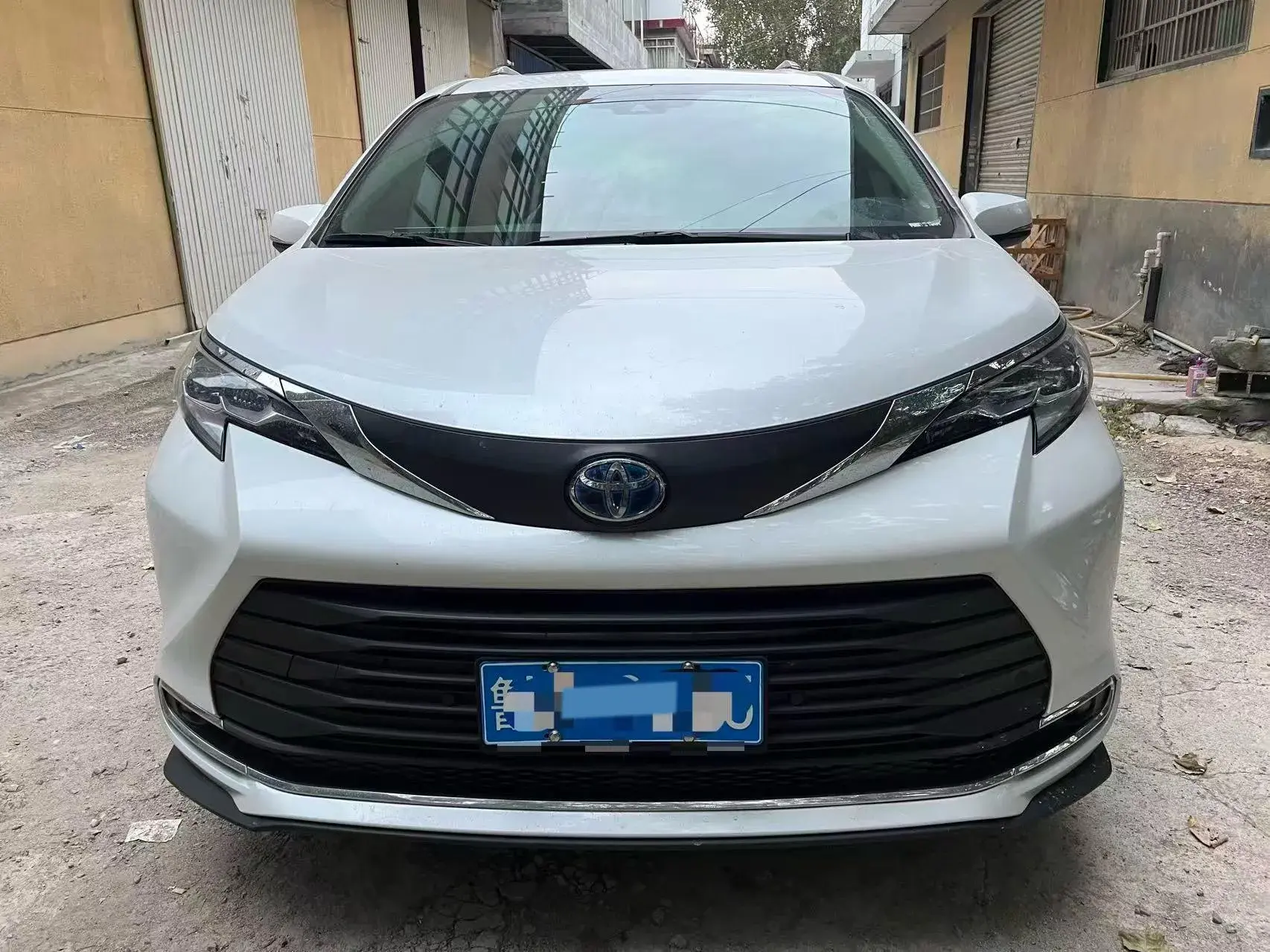 2024 TOYOTA SIENNA thumbnail 3