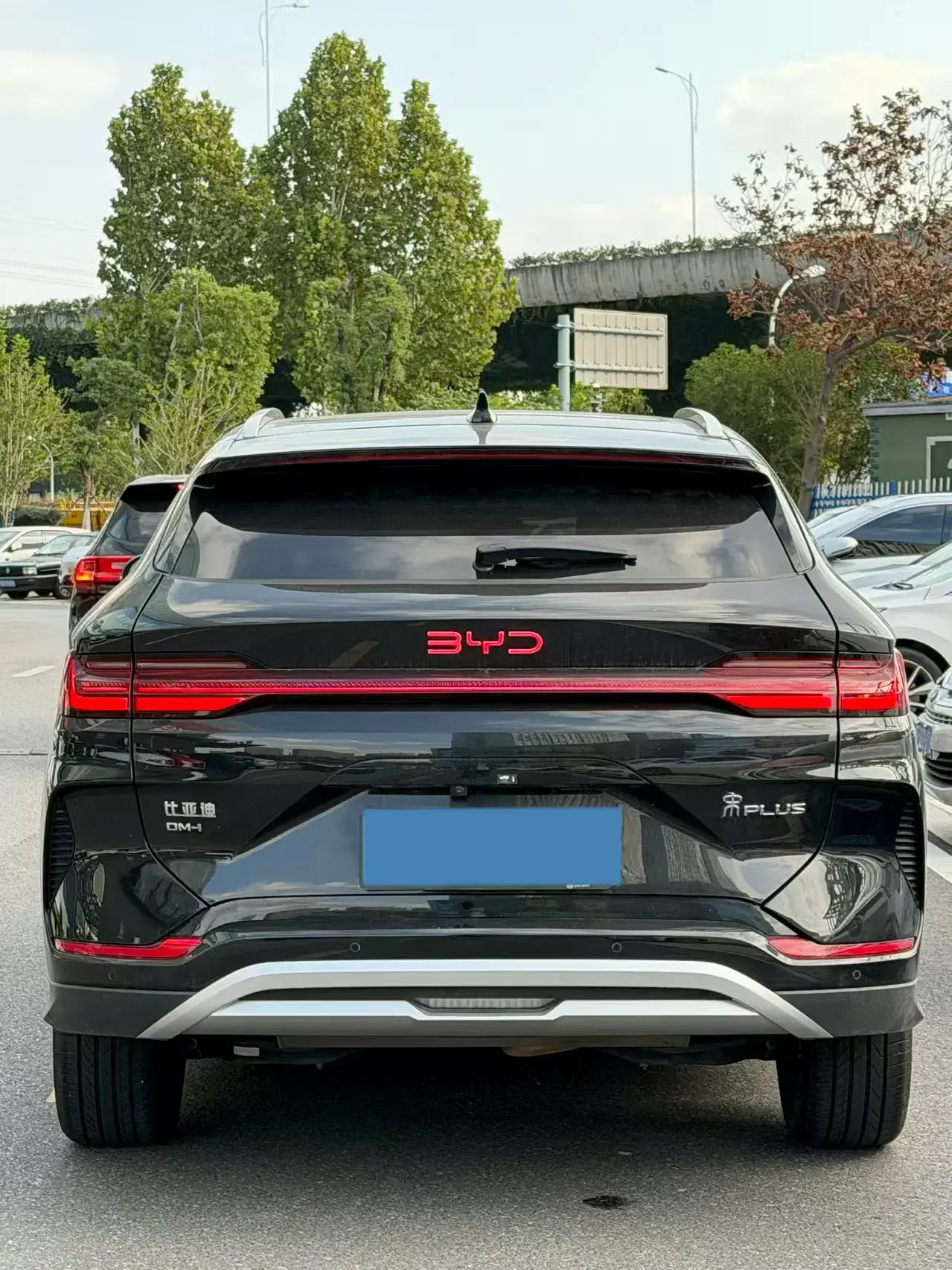 2025 BYD SONG thumbnail 3