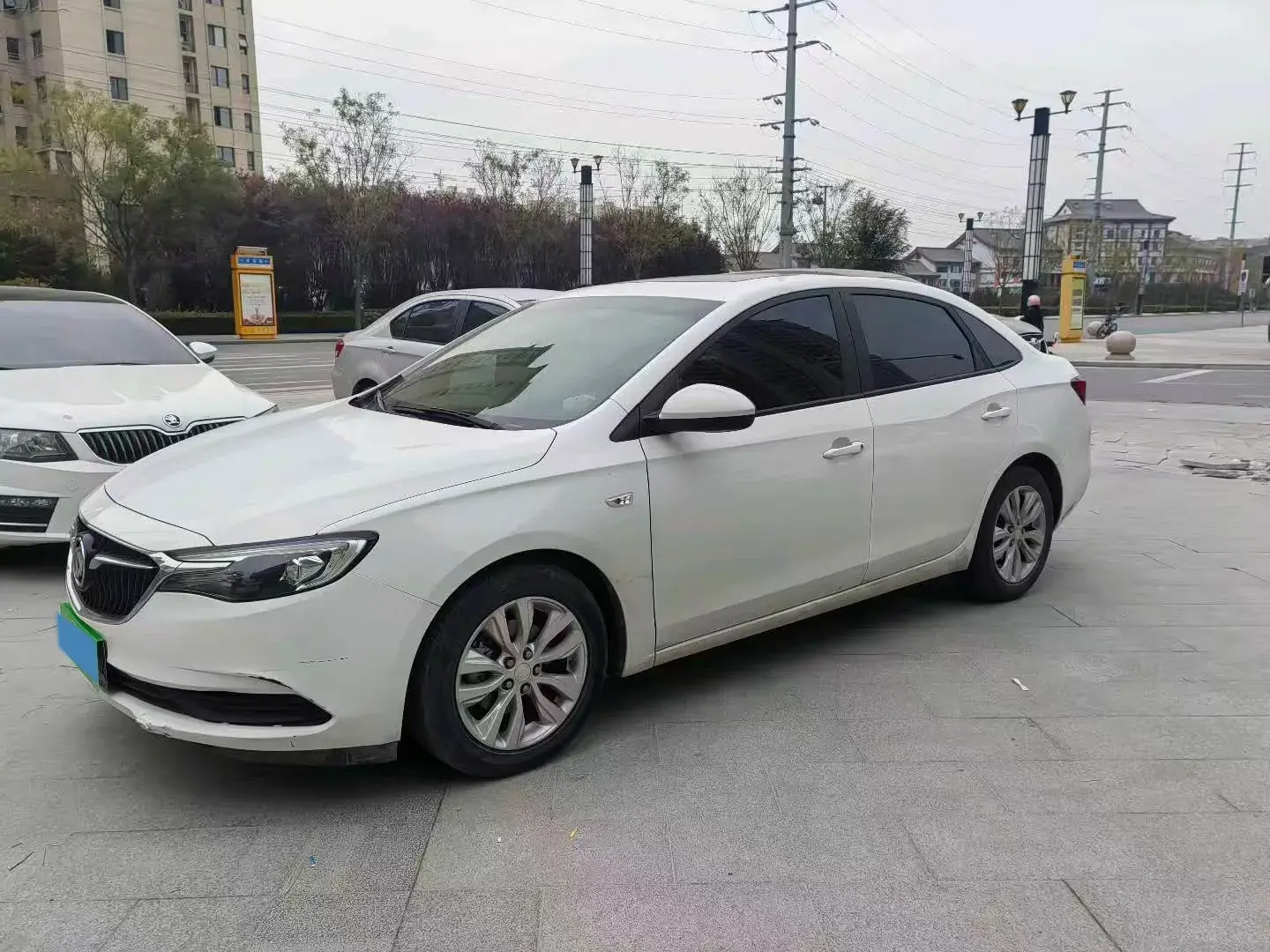 2021 BUICK EXCELLE view 1