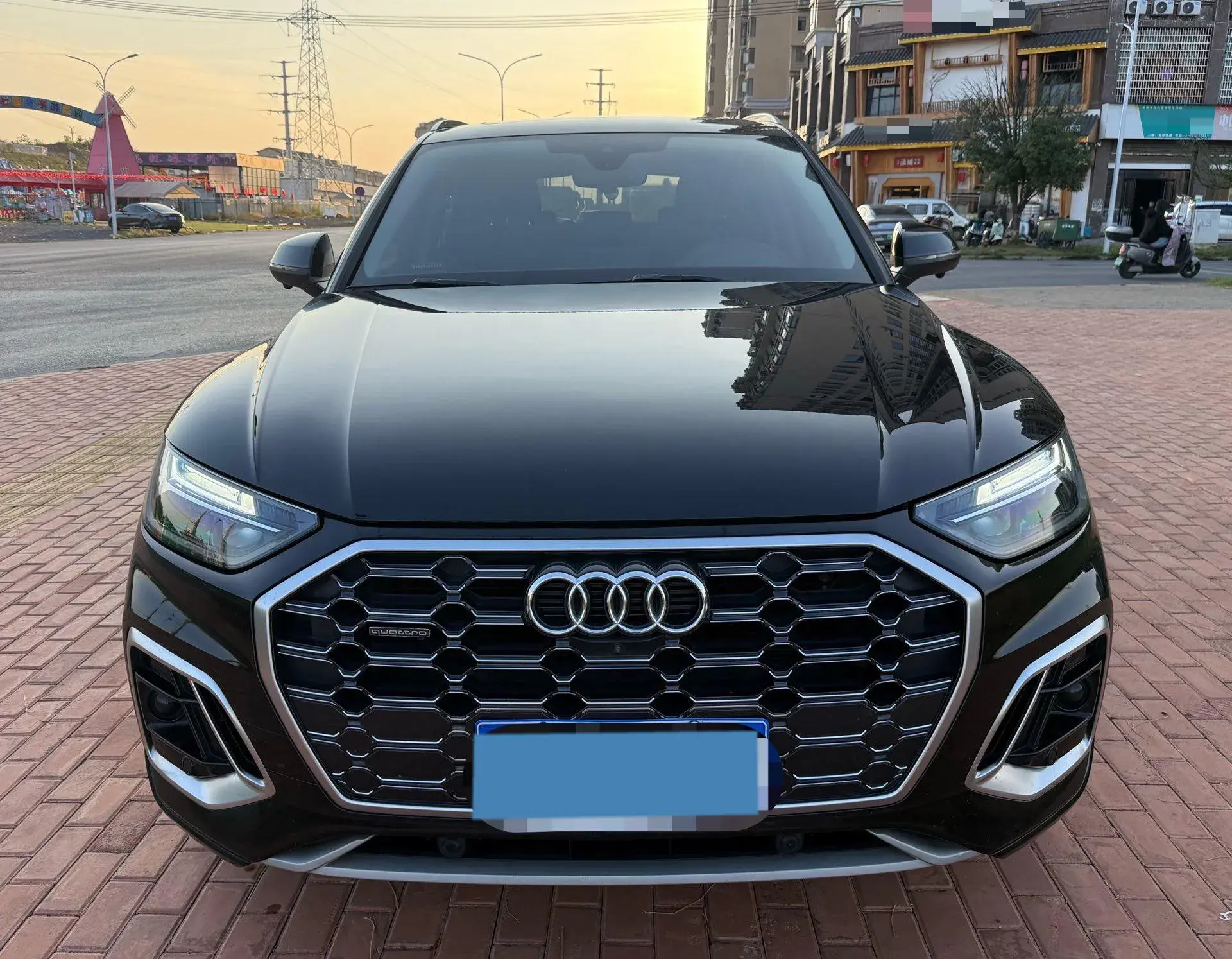 2022 AUDI Q5L thumbnail 2