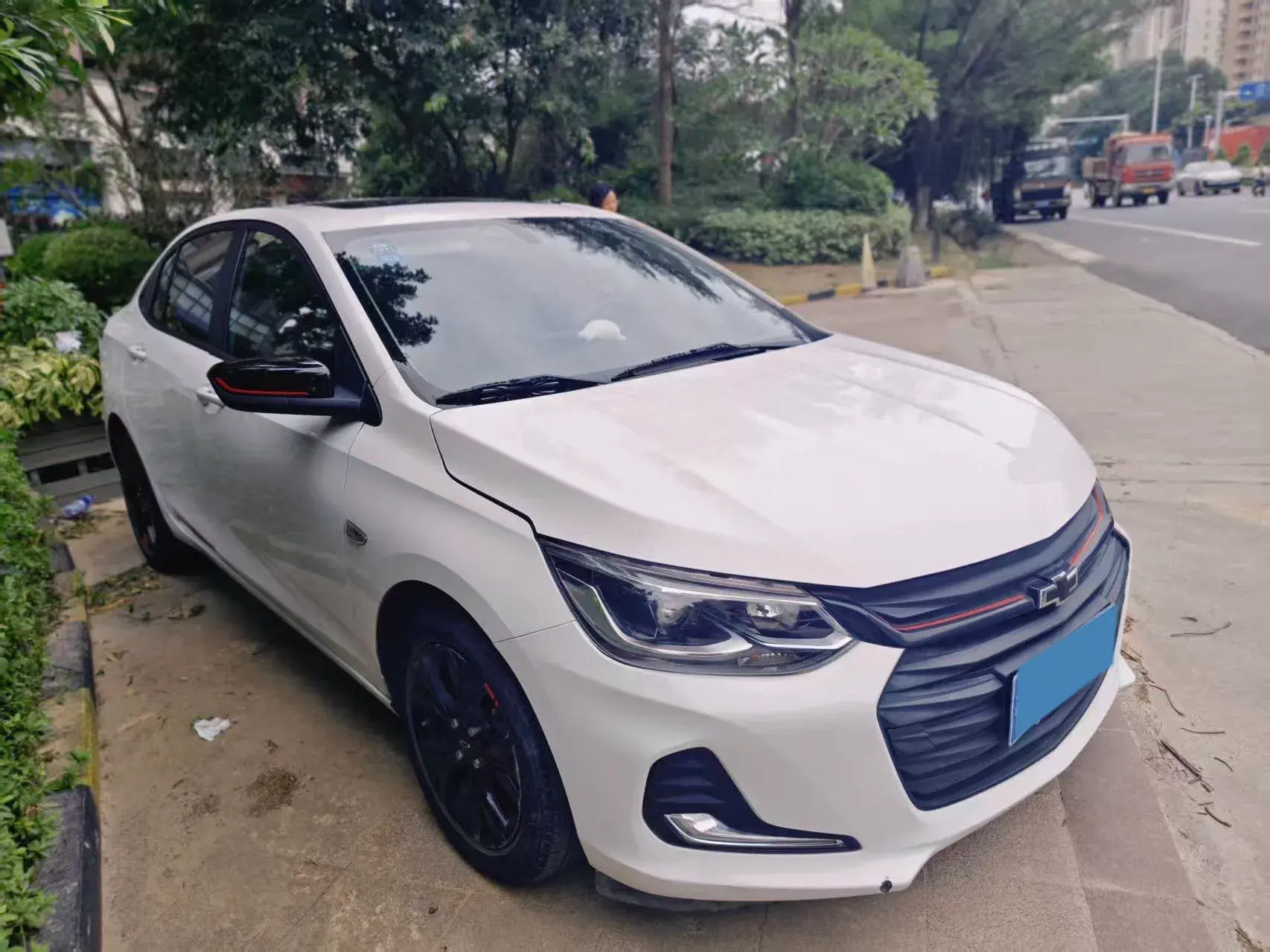 2020 CHEVROLET CAVALIER thumbnail 4