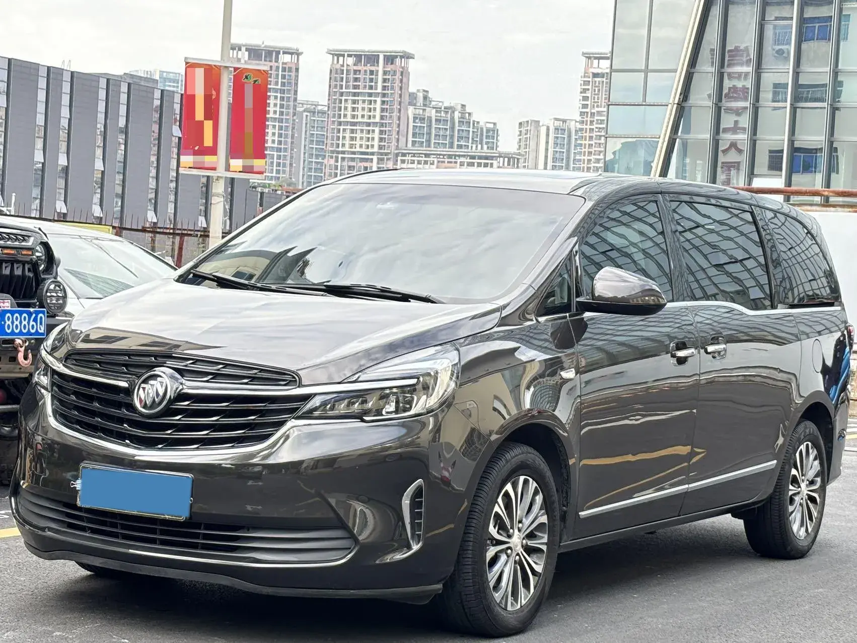 2022 BUICK GL8 view 1
