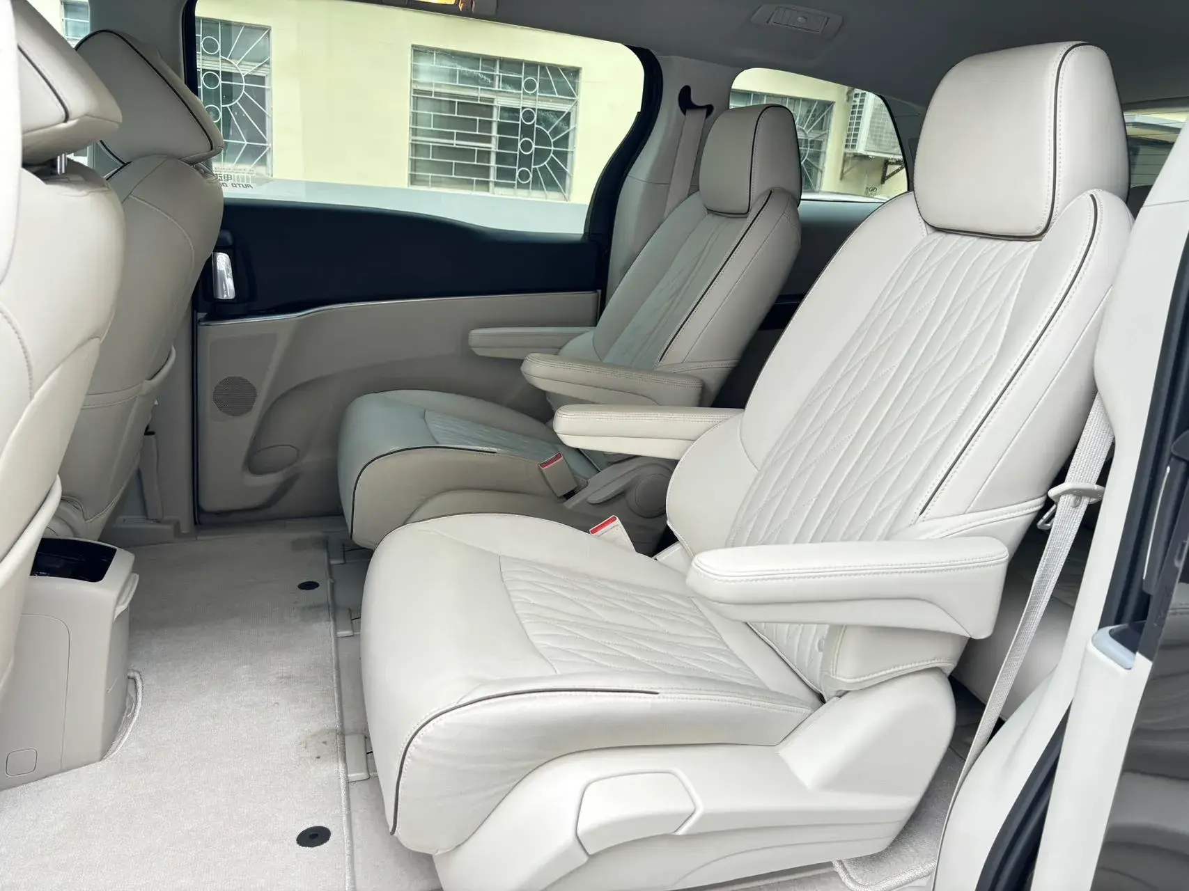 2022 BUICK GL8 thumbnail 4