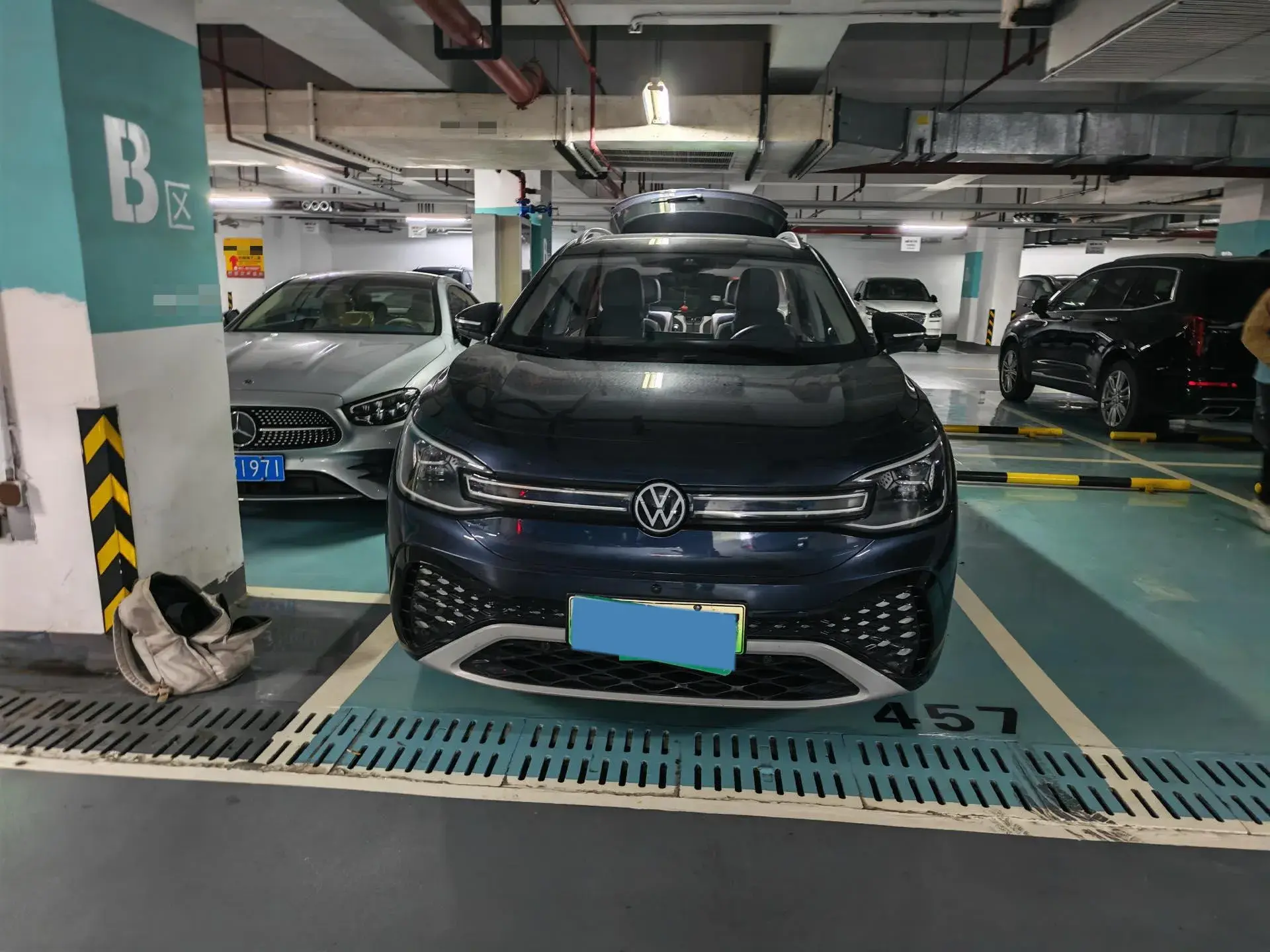 2022 VOLKSWAGEN ID.6 thumbnail 2