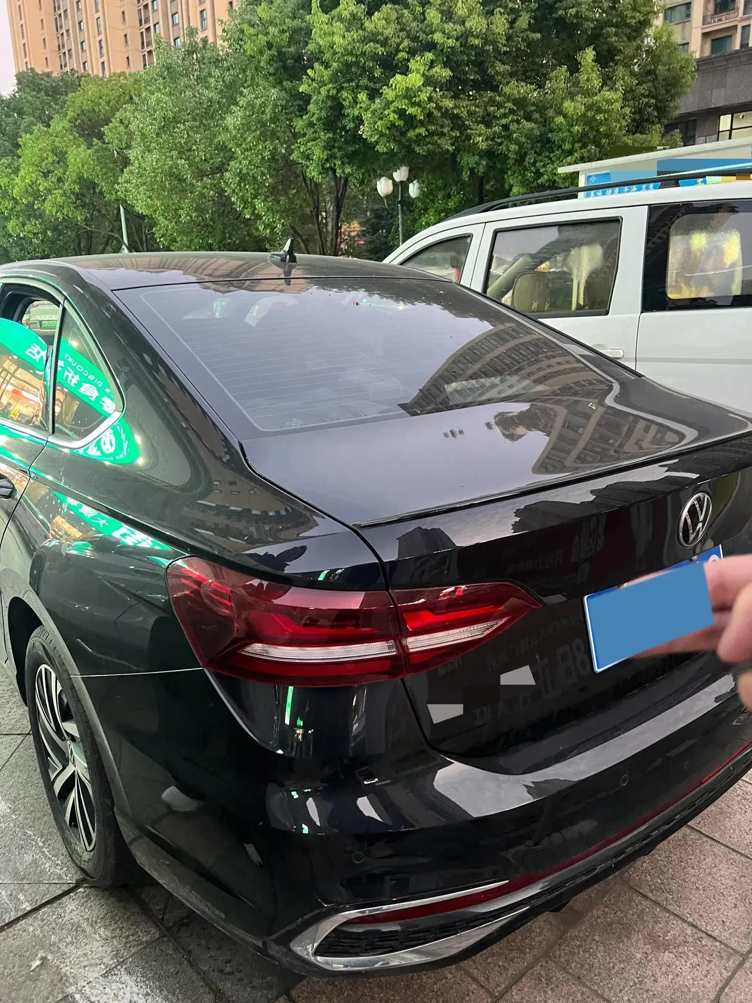 2023 VOLKSWAGEN LAVIDA thumbnail 3