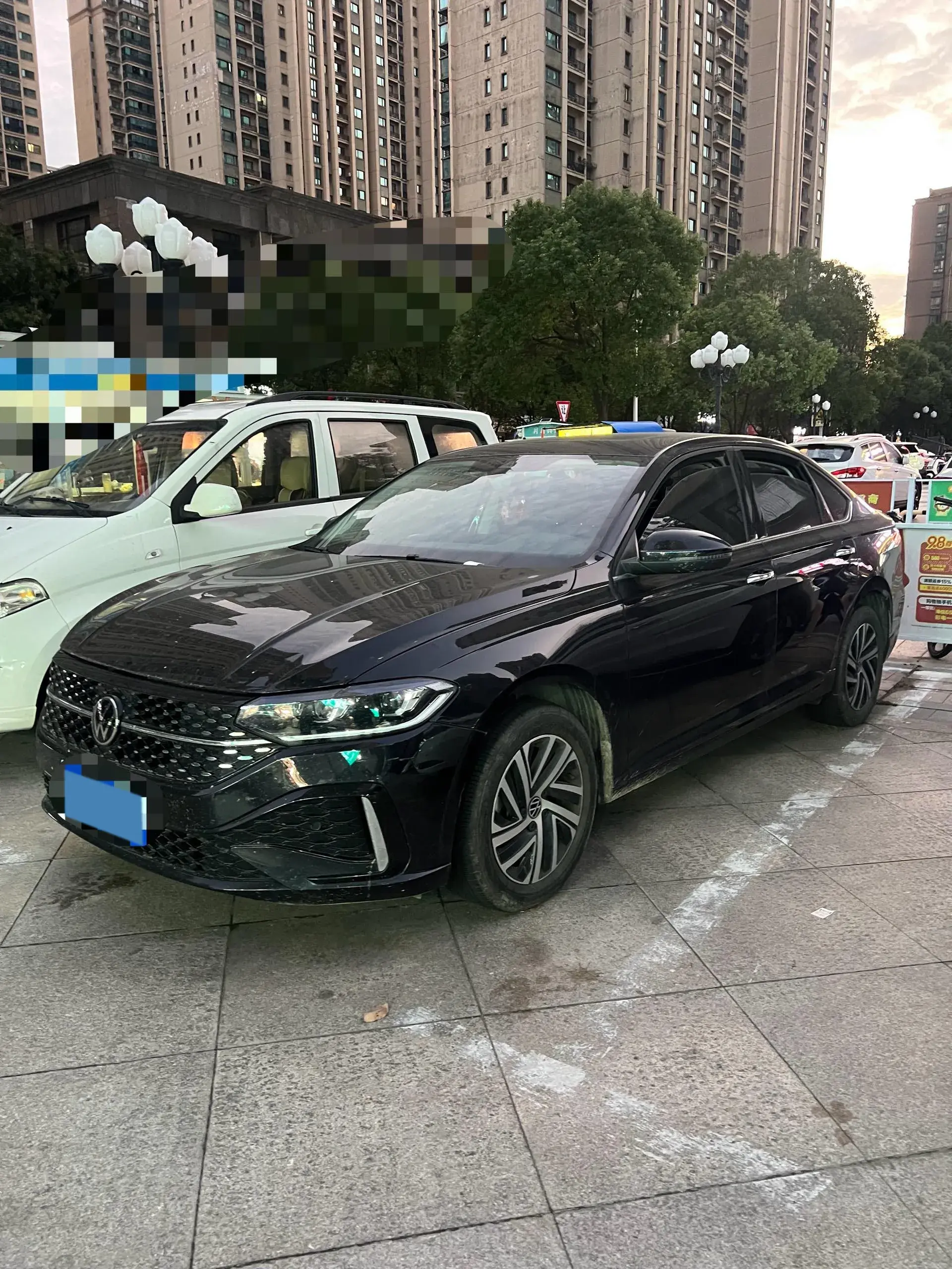 2023 VOLKSWAGEN LAVIDA view 1