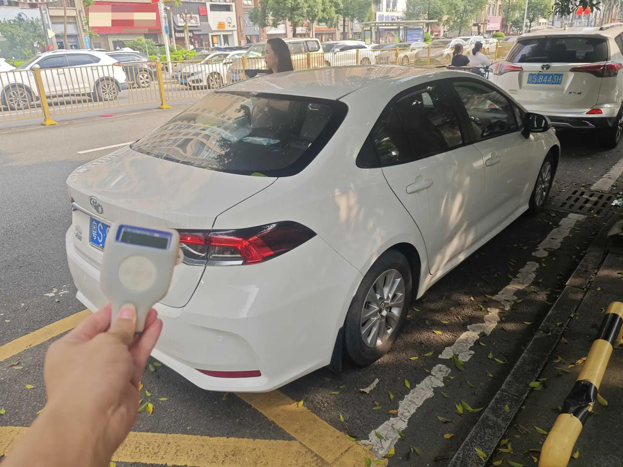 2021 TOYOTA COROLLA thumbnail 2