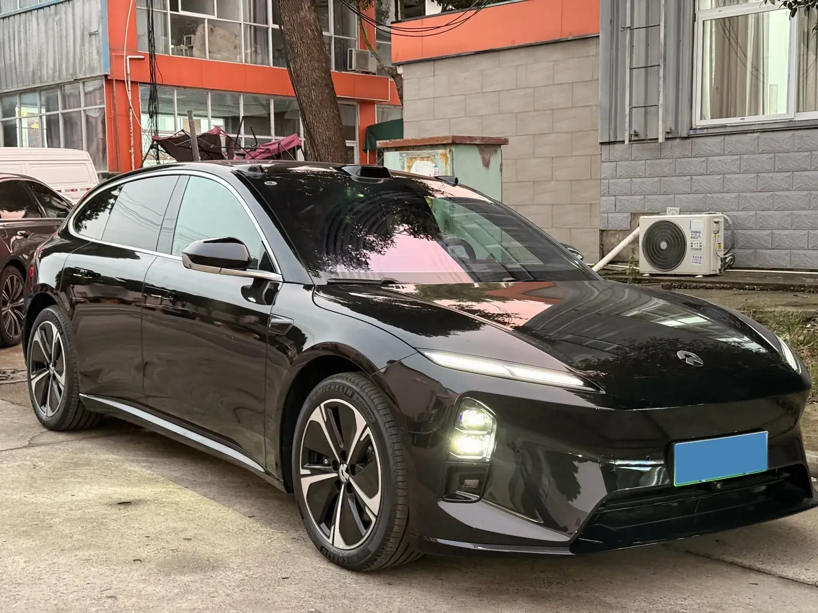 2025 NIO ET5T thumbnail 2