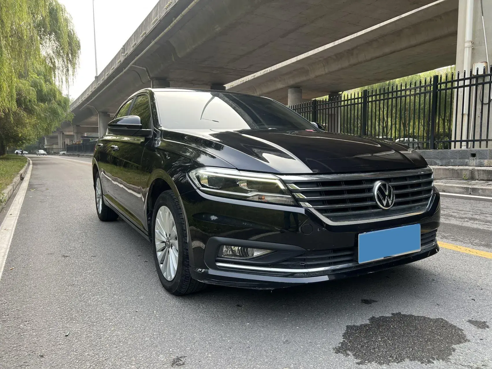 2021 VOLKSWAGEN LAVIDA thumbnail 3