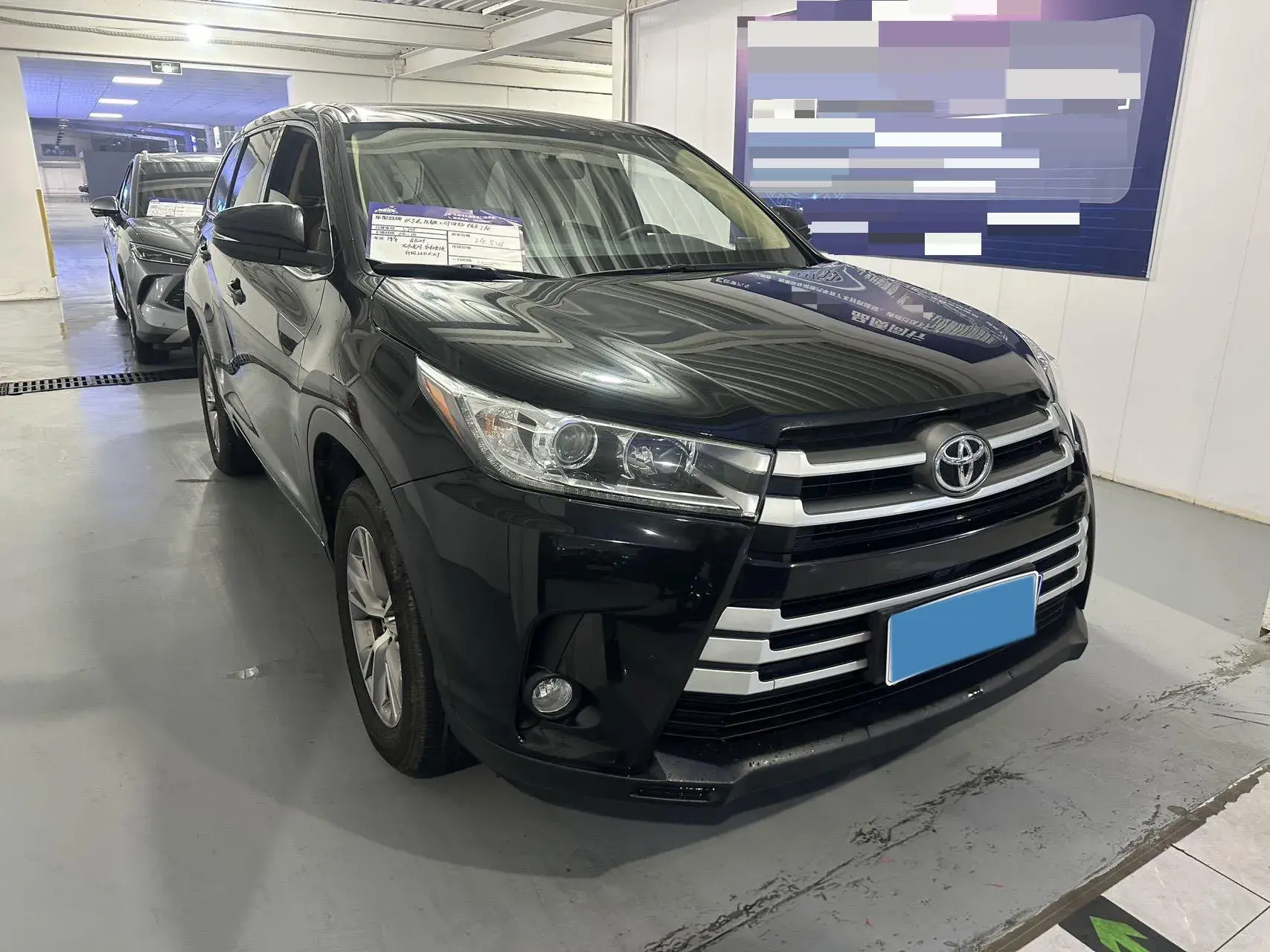 2018 TOYOTA HIGHLANDER thumbnail 3