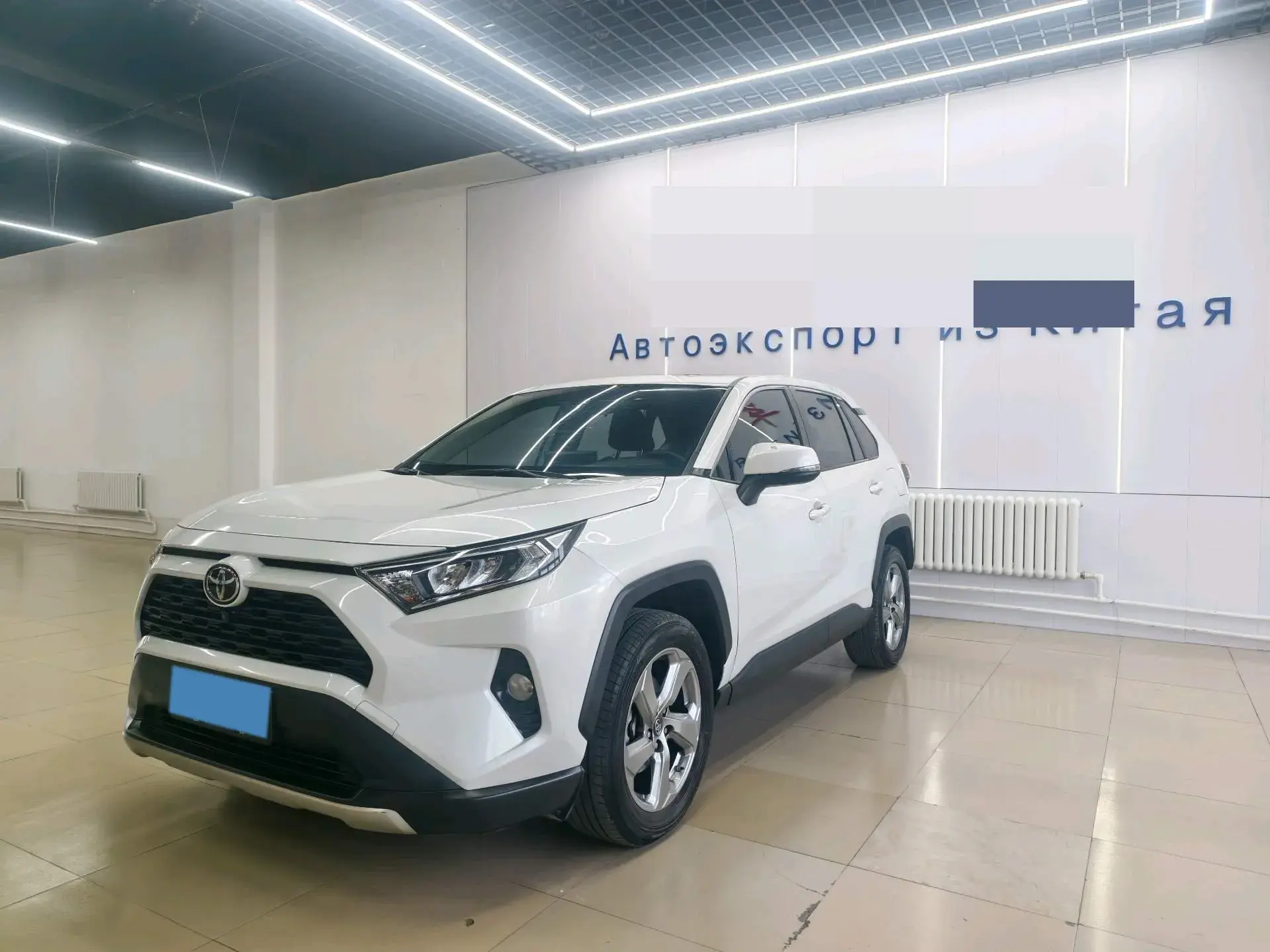 2021 TOYOTA RAV4 view 1