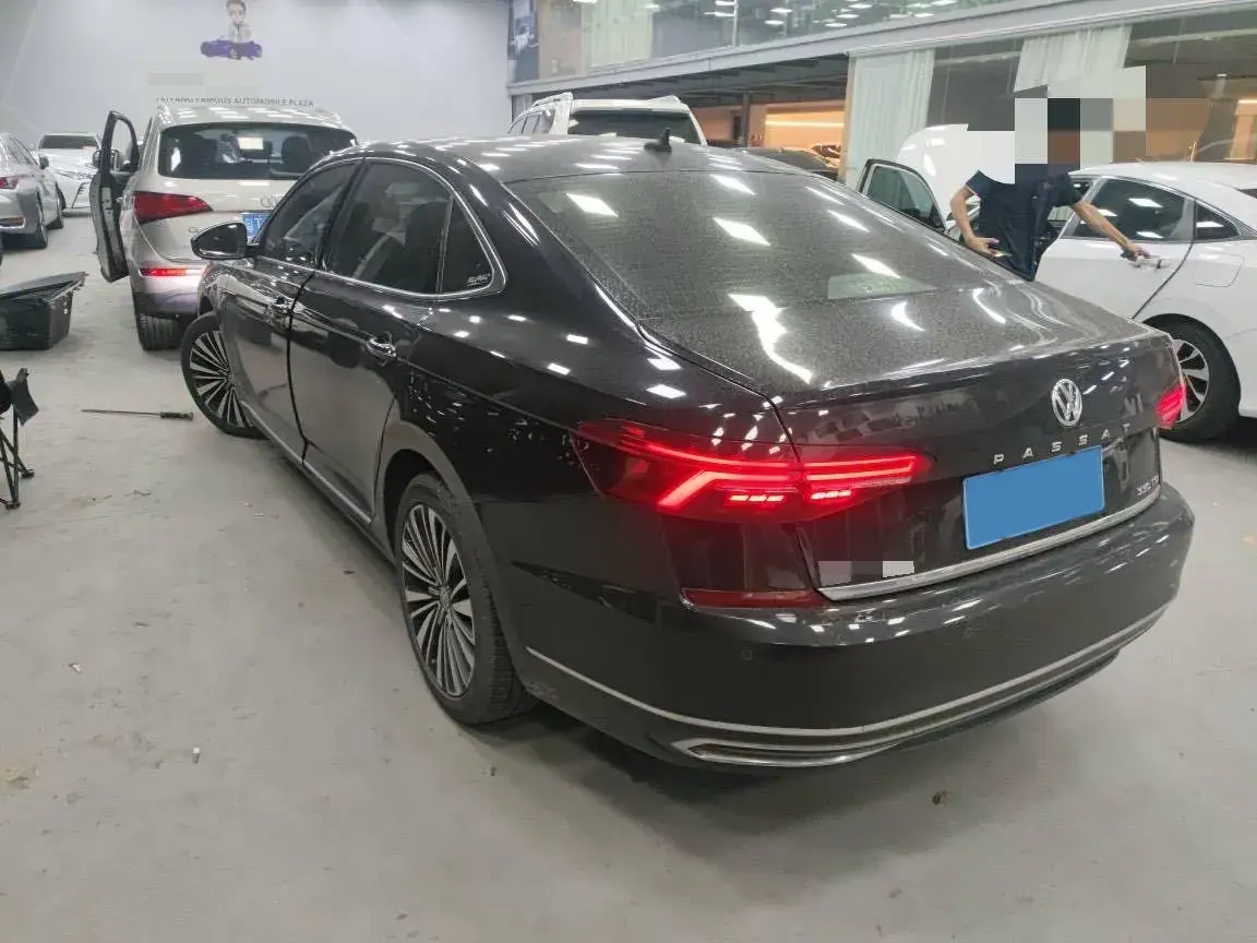 2020 VOLKSWAGEN PASSAT thumbnail 4