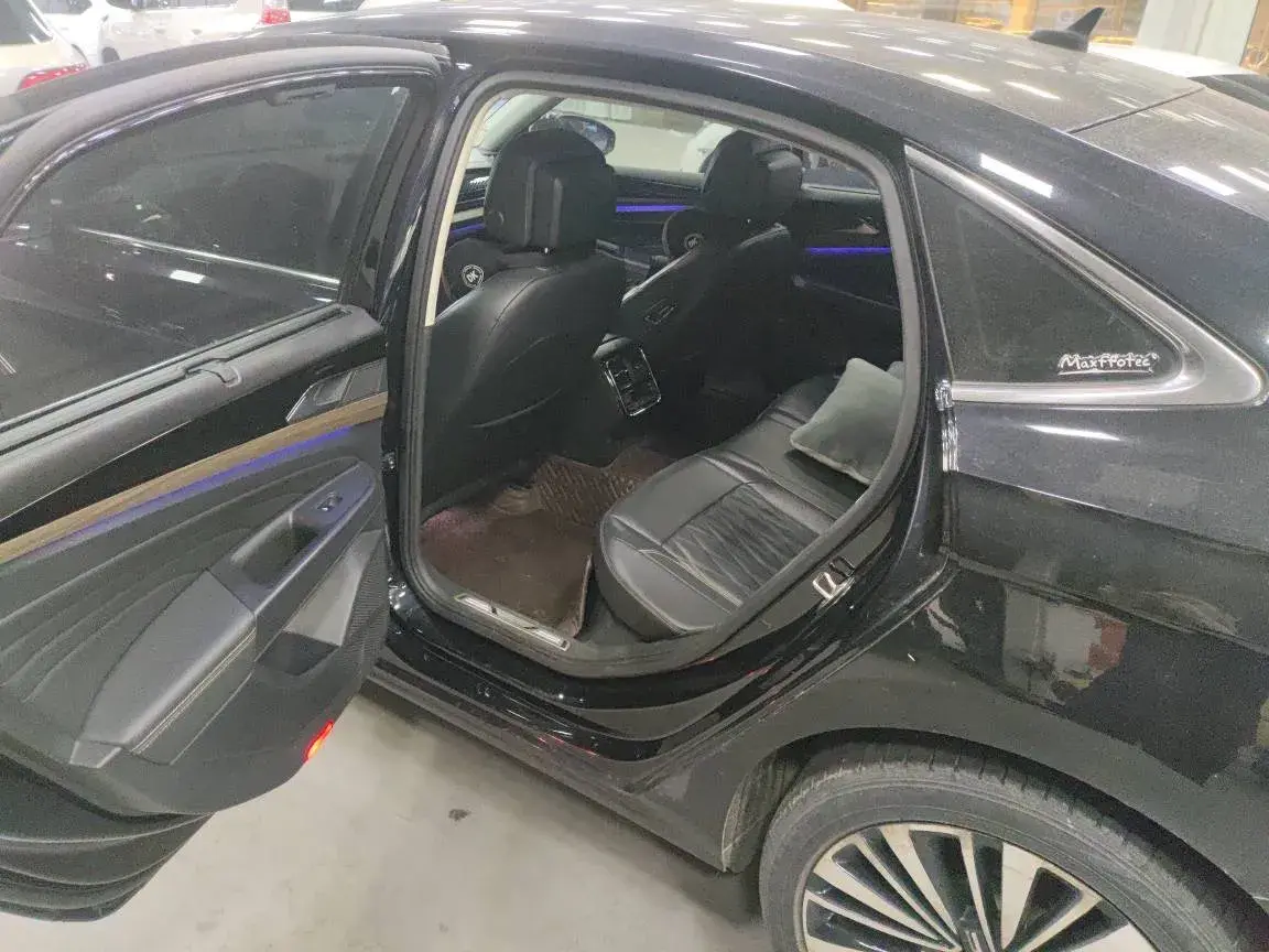 2020 VOLKSWAGEN PASSAT thumbnail 3