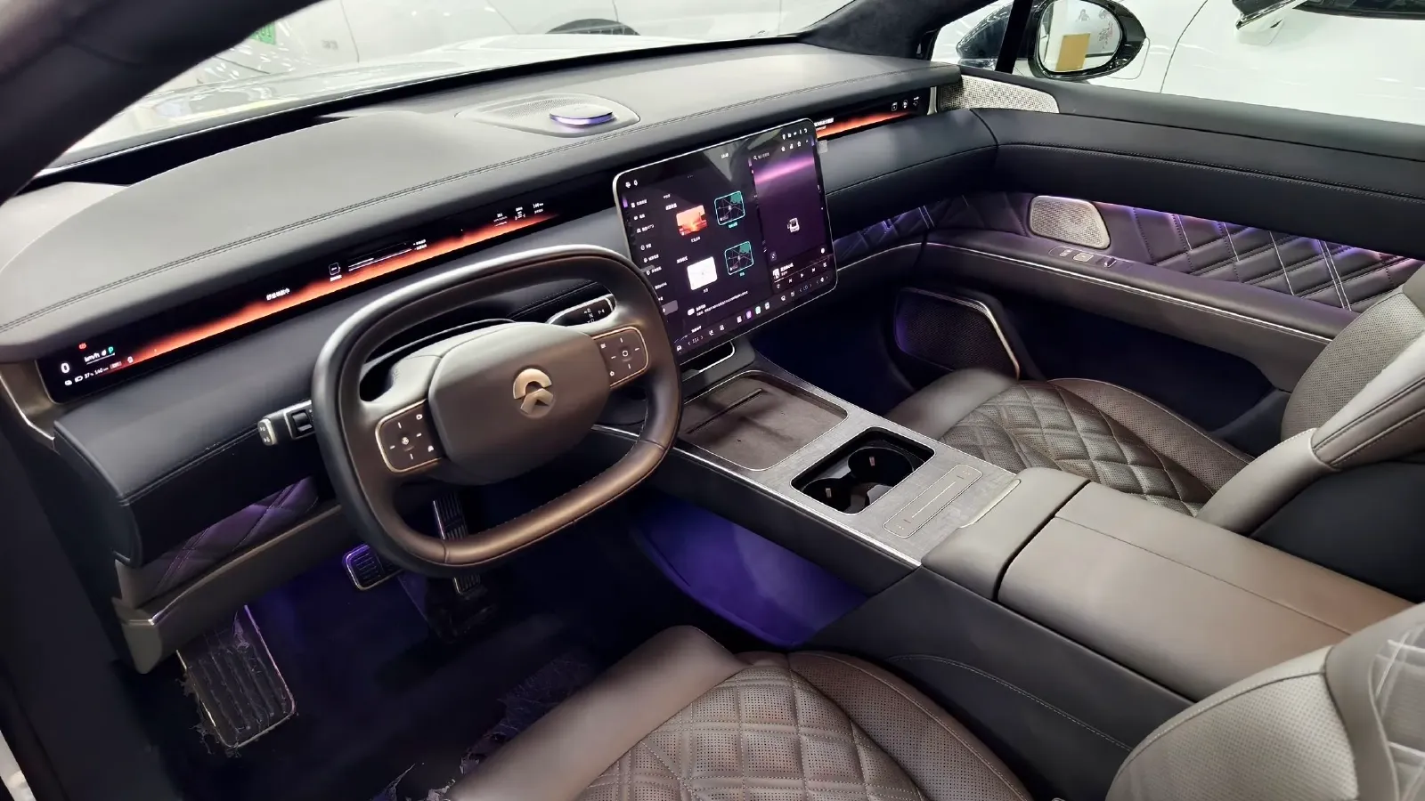 2025 NIO ET9 BEV 100KWH,autocango,china used car exporter,china ev exporter,chinese used car exporter,chinese used ev exporter