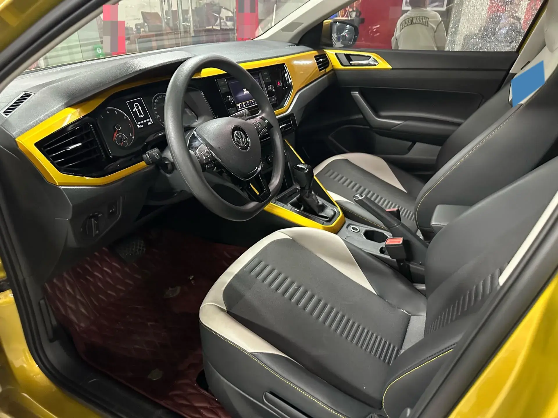 2019 VOLKSWAGEN POLO thumbnail 3