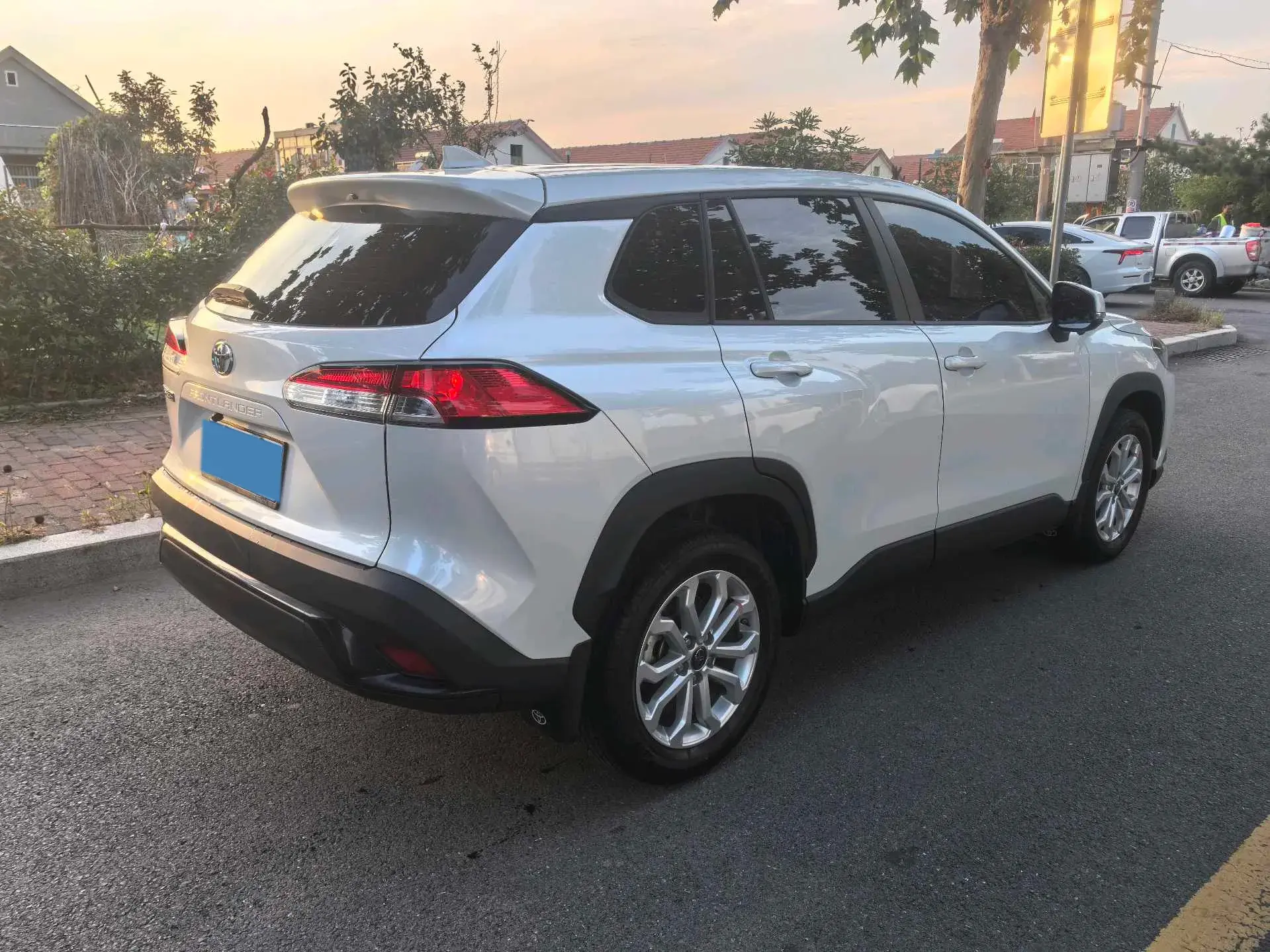 2022 TOYOTA FRONTLANDER thumbnail 4