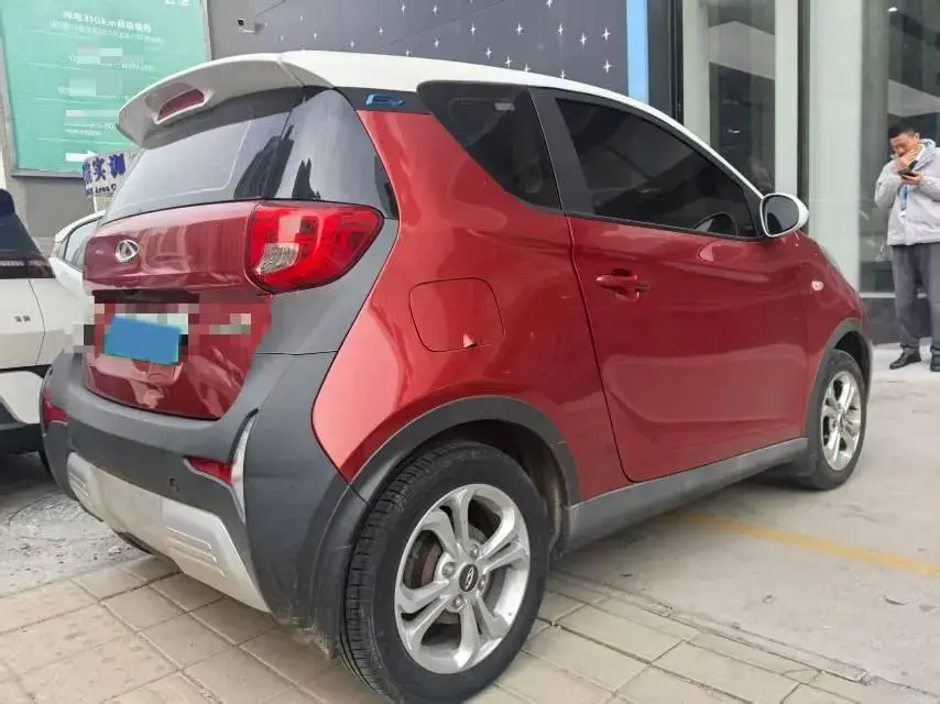 2018 CHERY LITTLE thumbnail 3
