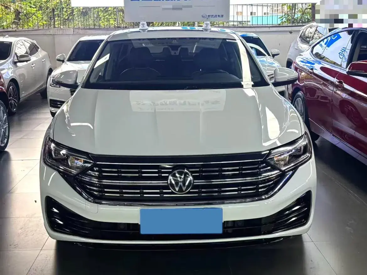 2023 VOLKSWAGEN SAGITAR thumbnail 2