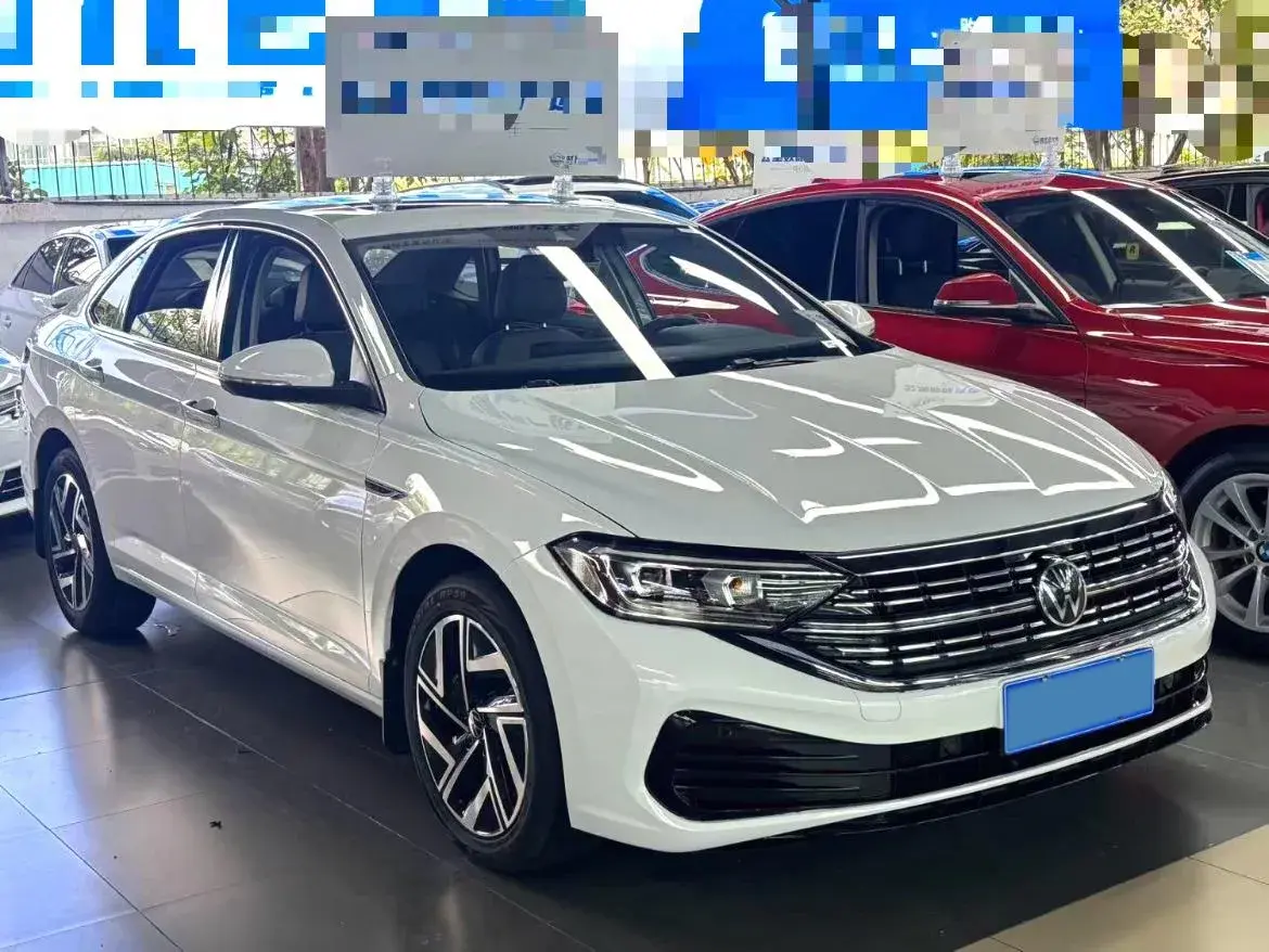 2023 VOLKSWAGEN SAGITAR thumbnail 3