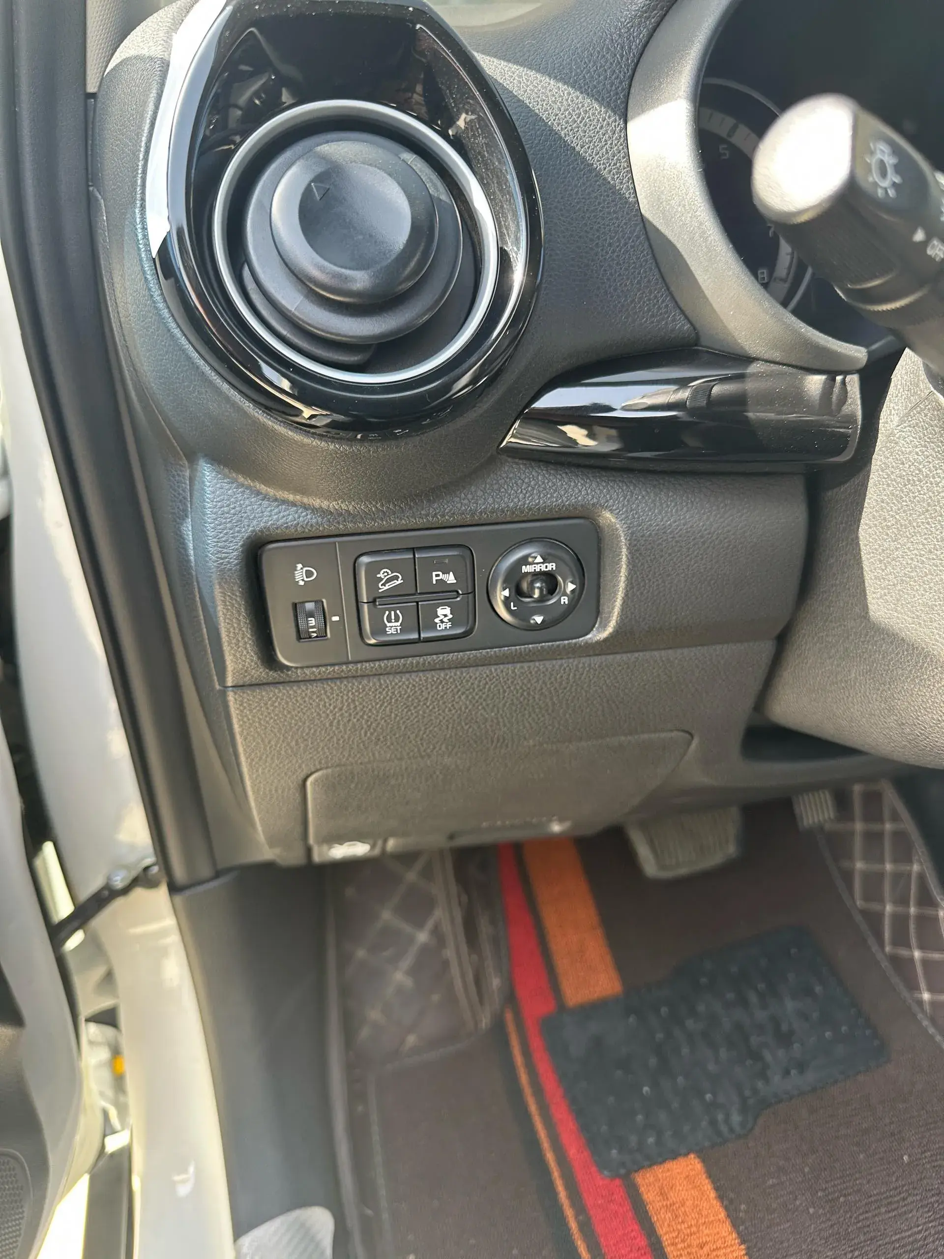 2021 KIA KX1 thumbnail 4