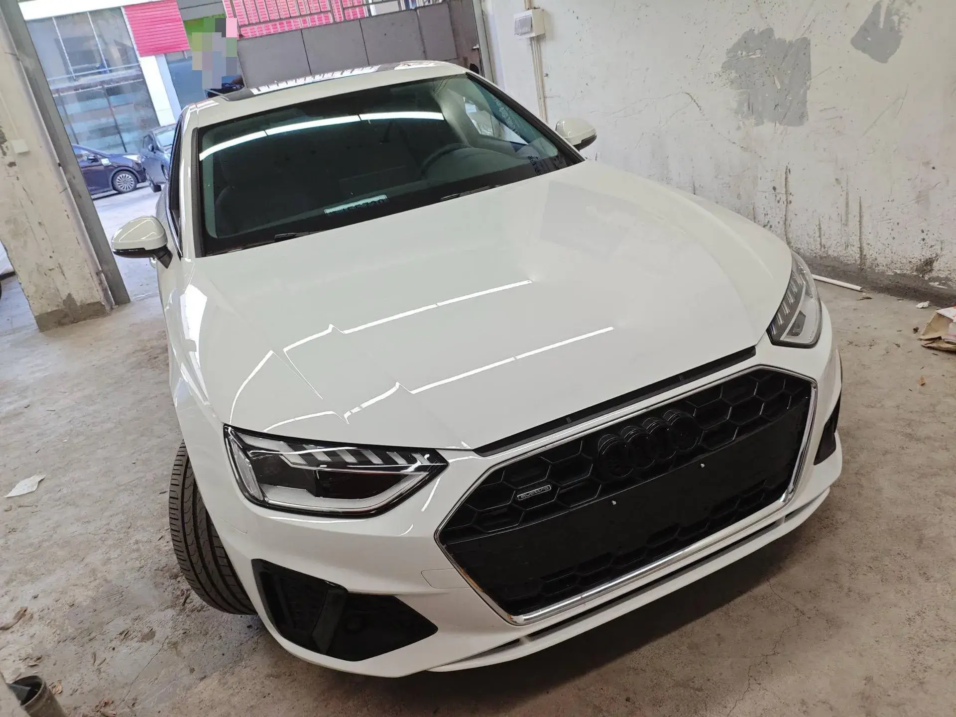 2024 AUDI A4L thumbnail 4