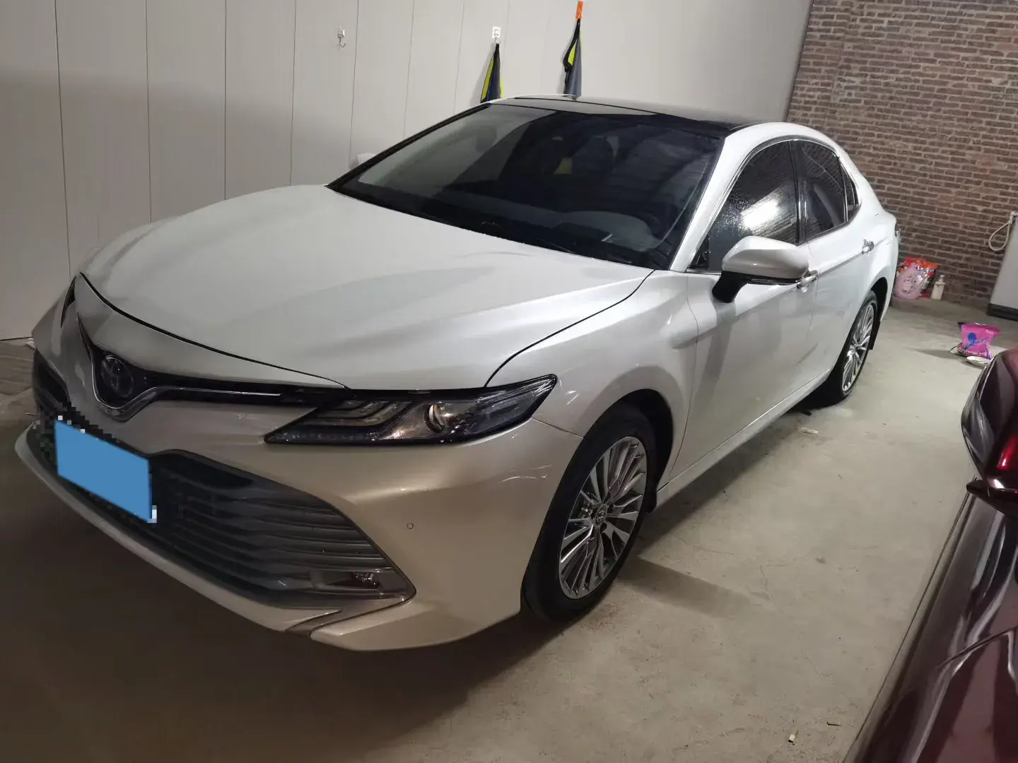2019 TOYOTA CAMRY view 1