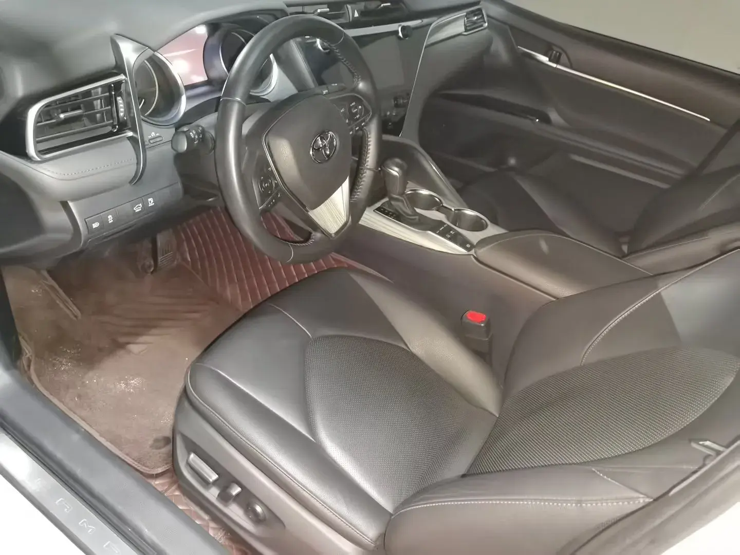 2019 TOYOTA CAMRY thumbnail 3