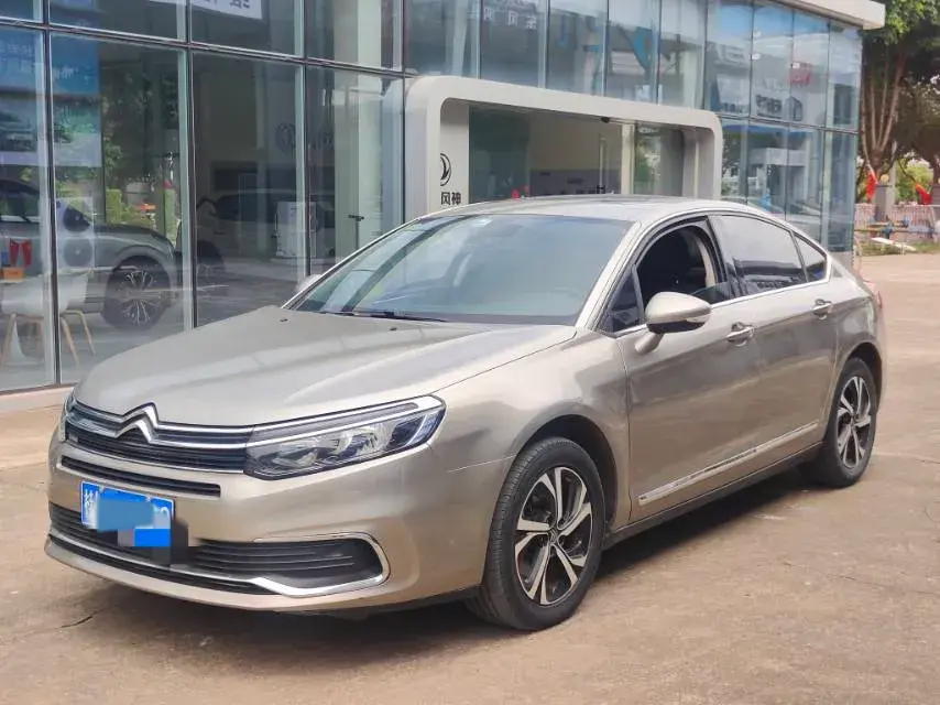 2017 CITROEN C5 view 1