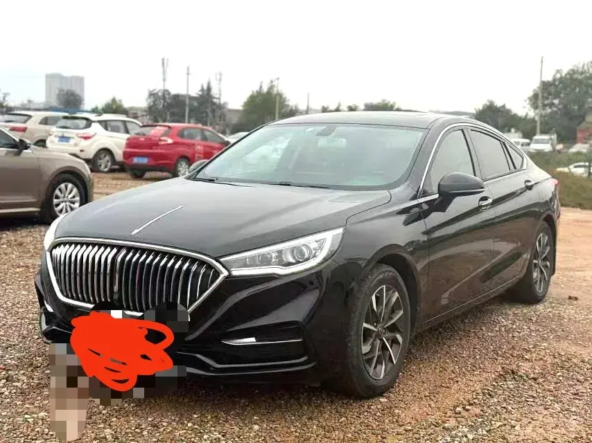 2019 HONGQI H5 view 1