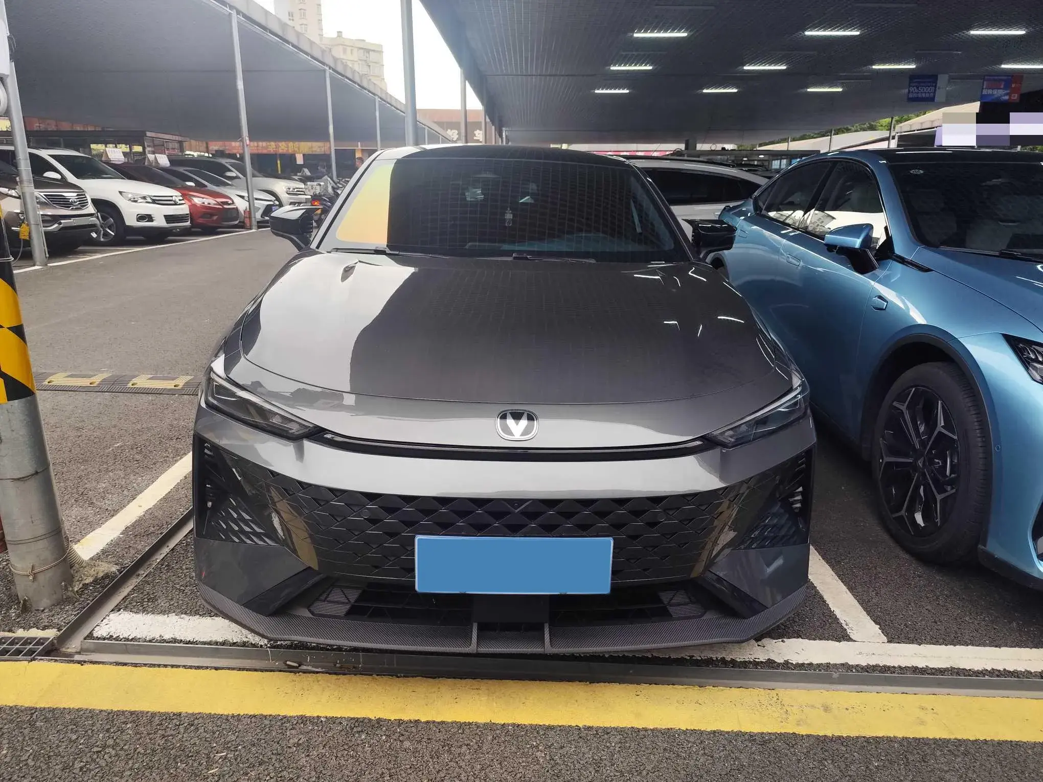 2024 CHANGAN UNI-V thumbnail 2