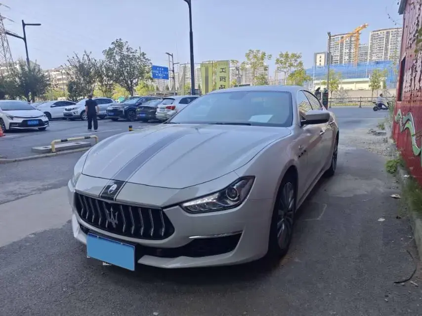 2022 MASERATI GHIBLI view 1