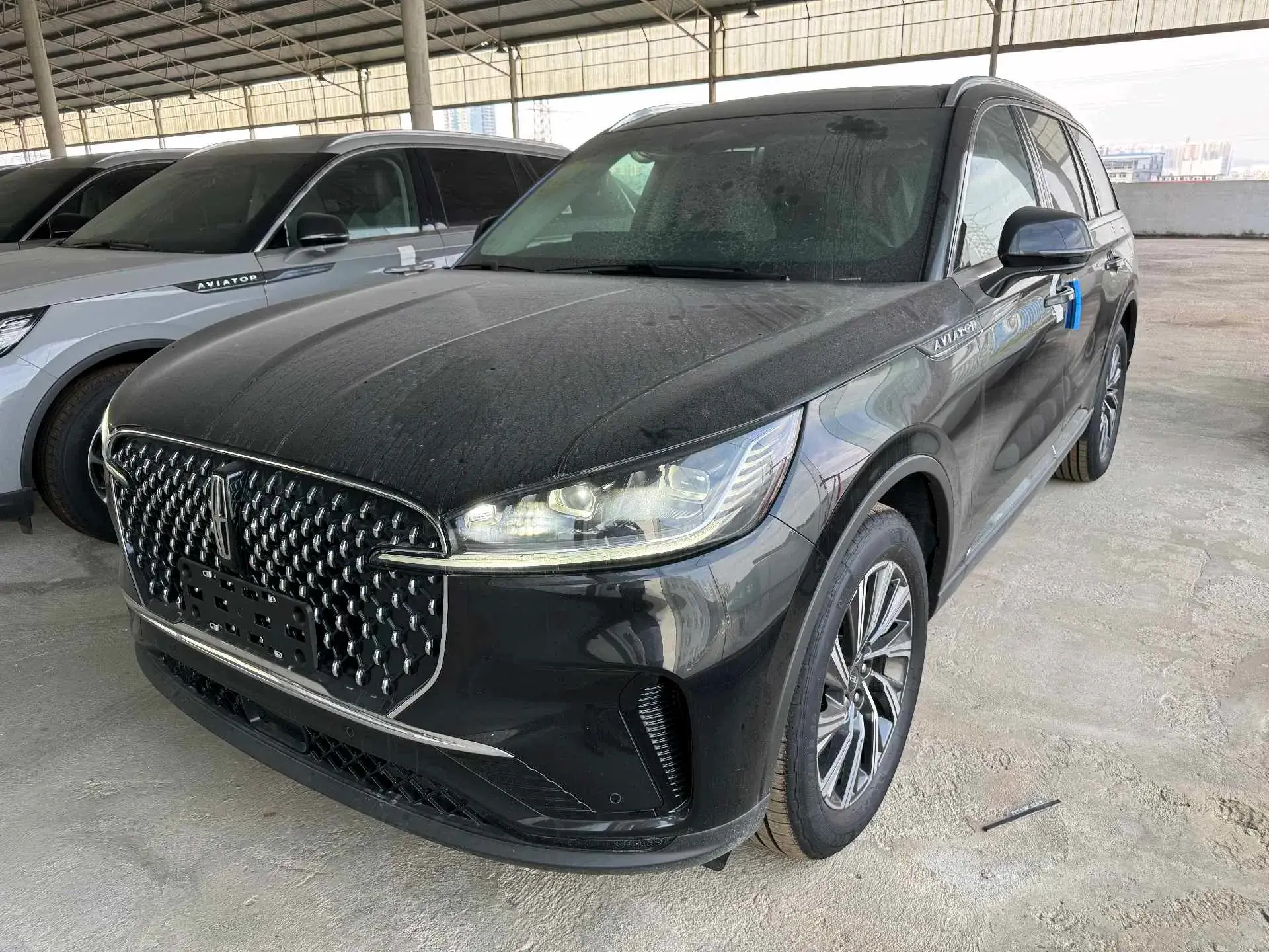 2024 LINCOLN AVIATOR view 1