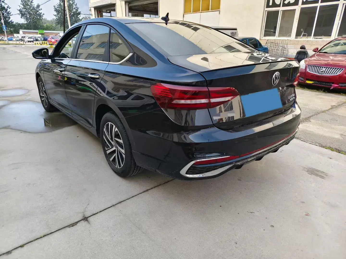 2024 VOLKSWAGEN LAVIDA thumbnail 4