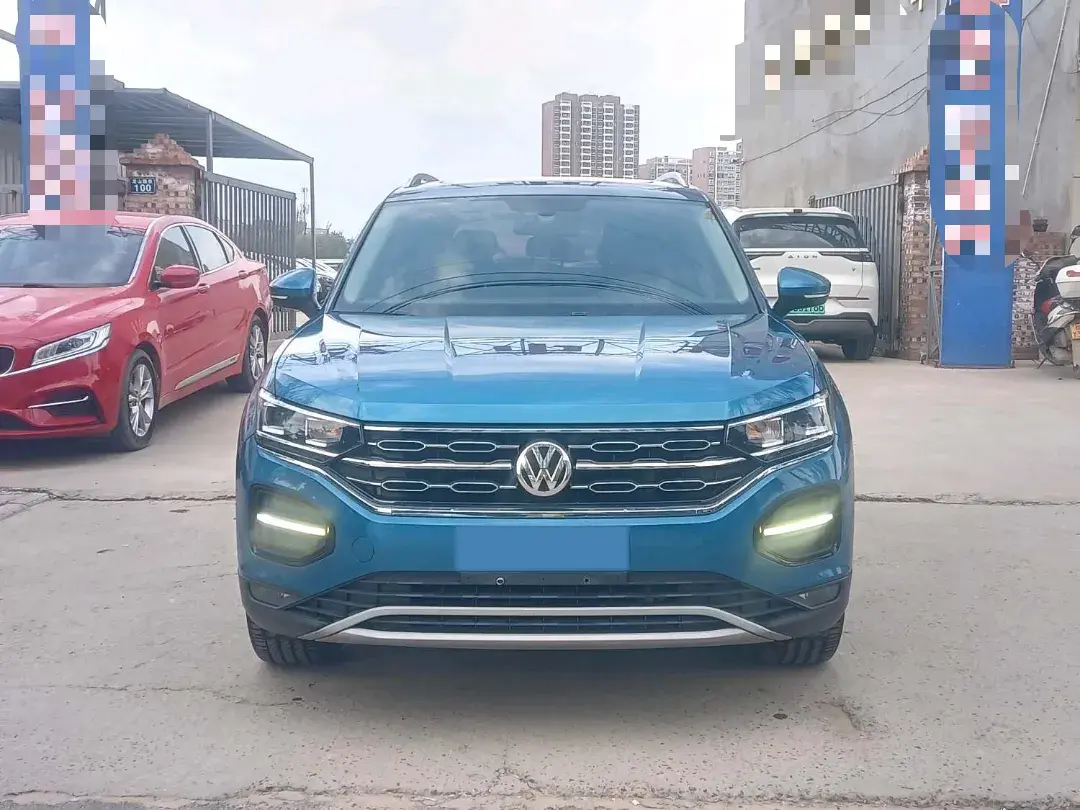 2019 VOLKSWAGEN TAYRON thumbnail 3