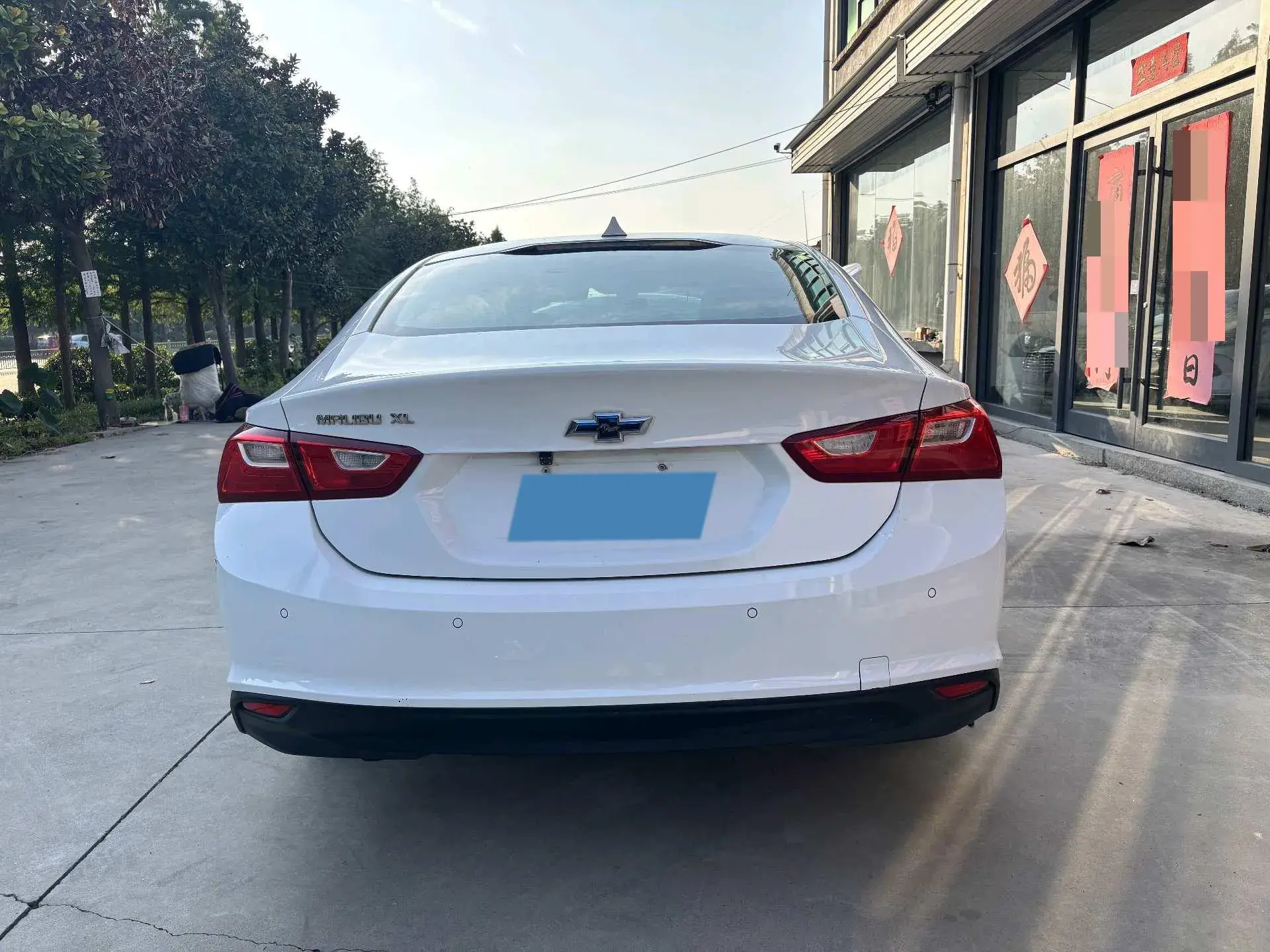 2018 CHEVROLET MALIBU thumbnail 4