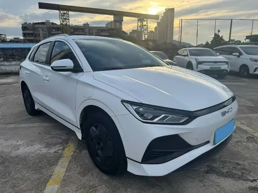 2023 BYD E2 thumbnail 2