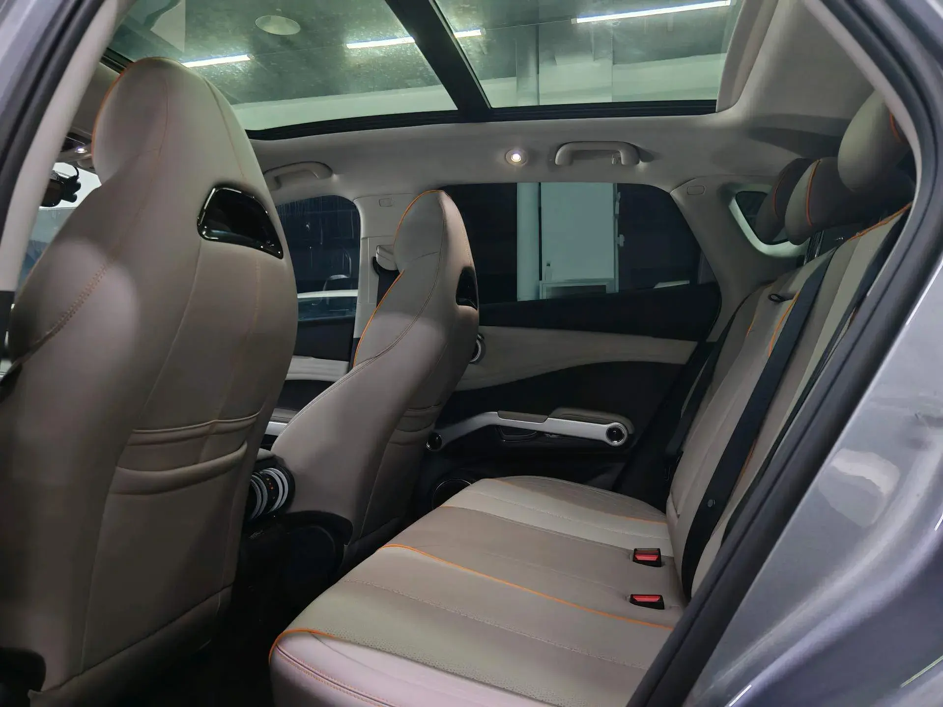 2024 BYD YUAN thumbnail 4