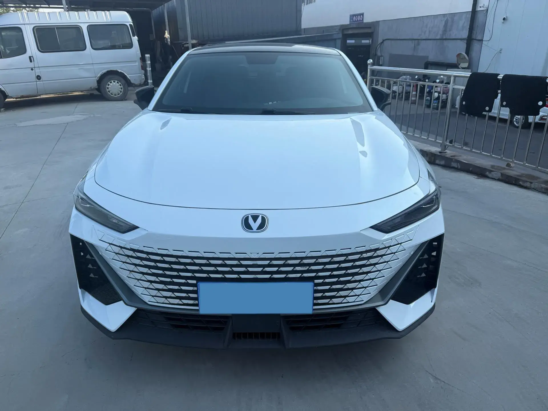 2022 CHANGAN UNI-V view 1