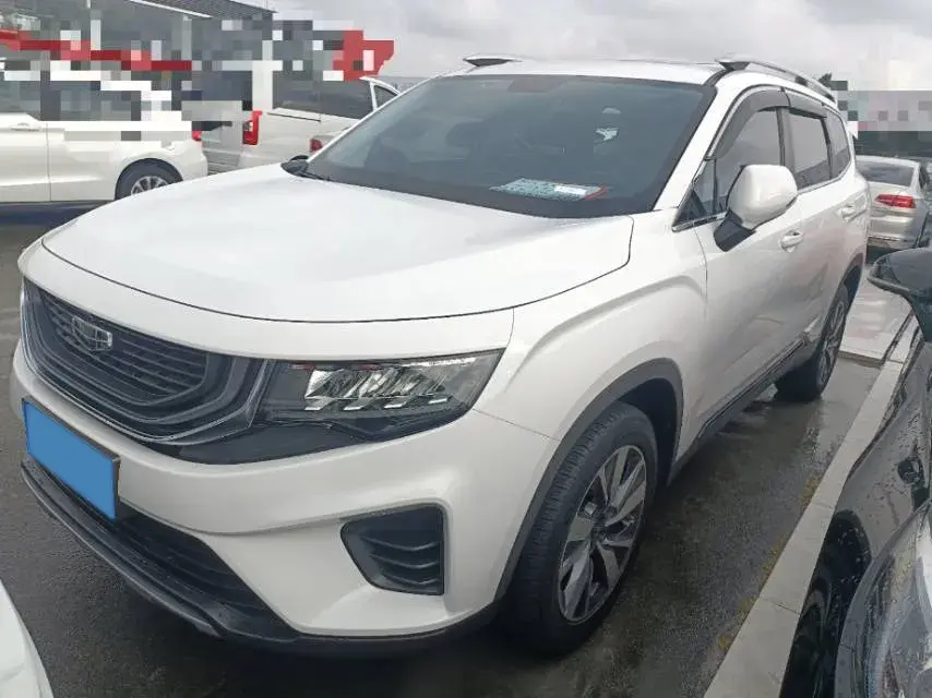 2020 GEELY OKAVANGO view 1