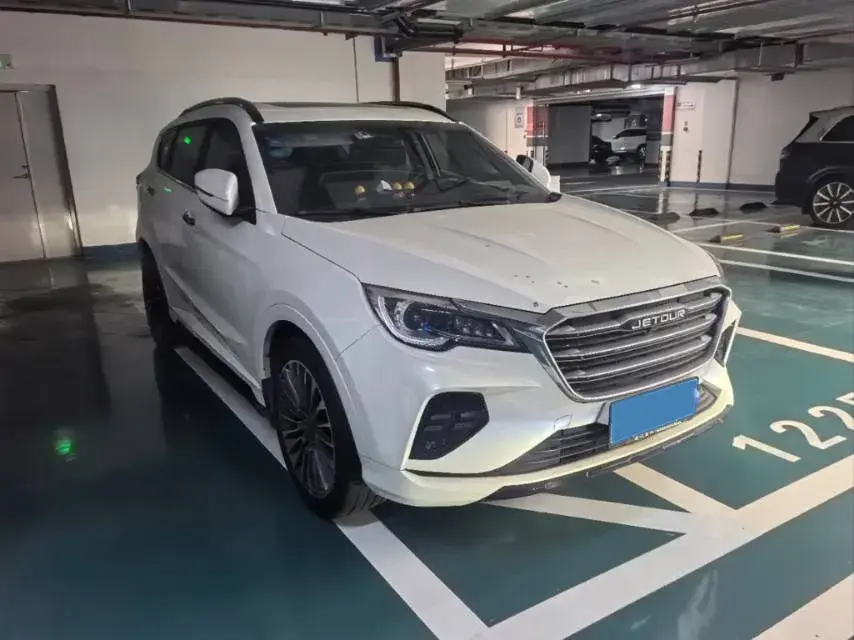 2020 JETOUR X70 thumbnail 3