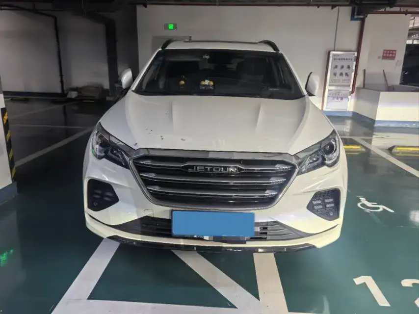 2020 JETOUR X70 thumbnail 2